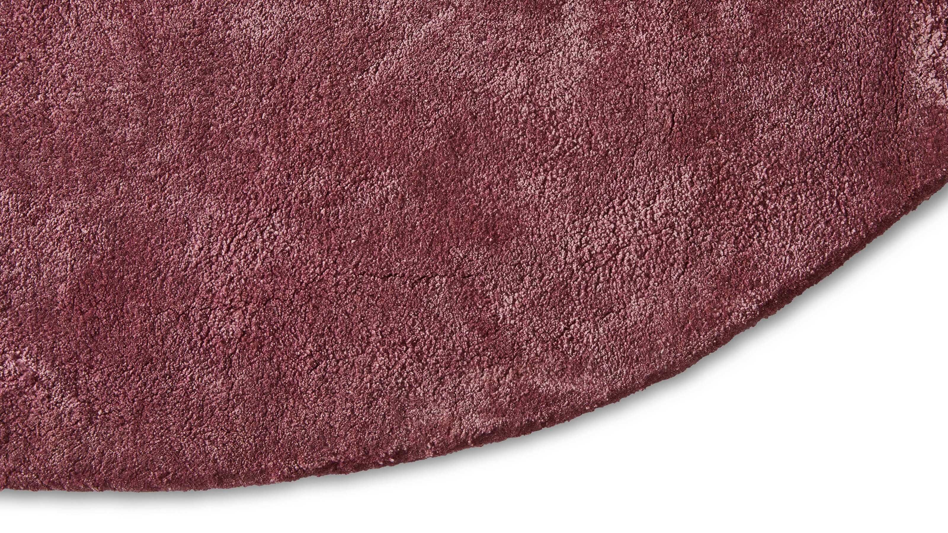 Mid-Century Modern Cassina Aral Rug Color Antique Pink For Sale