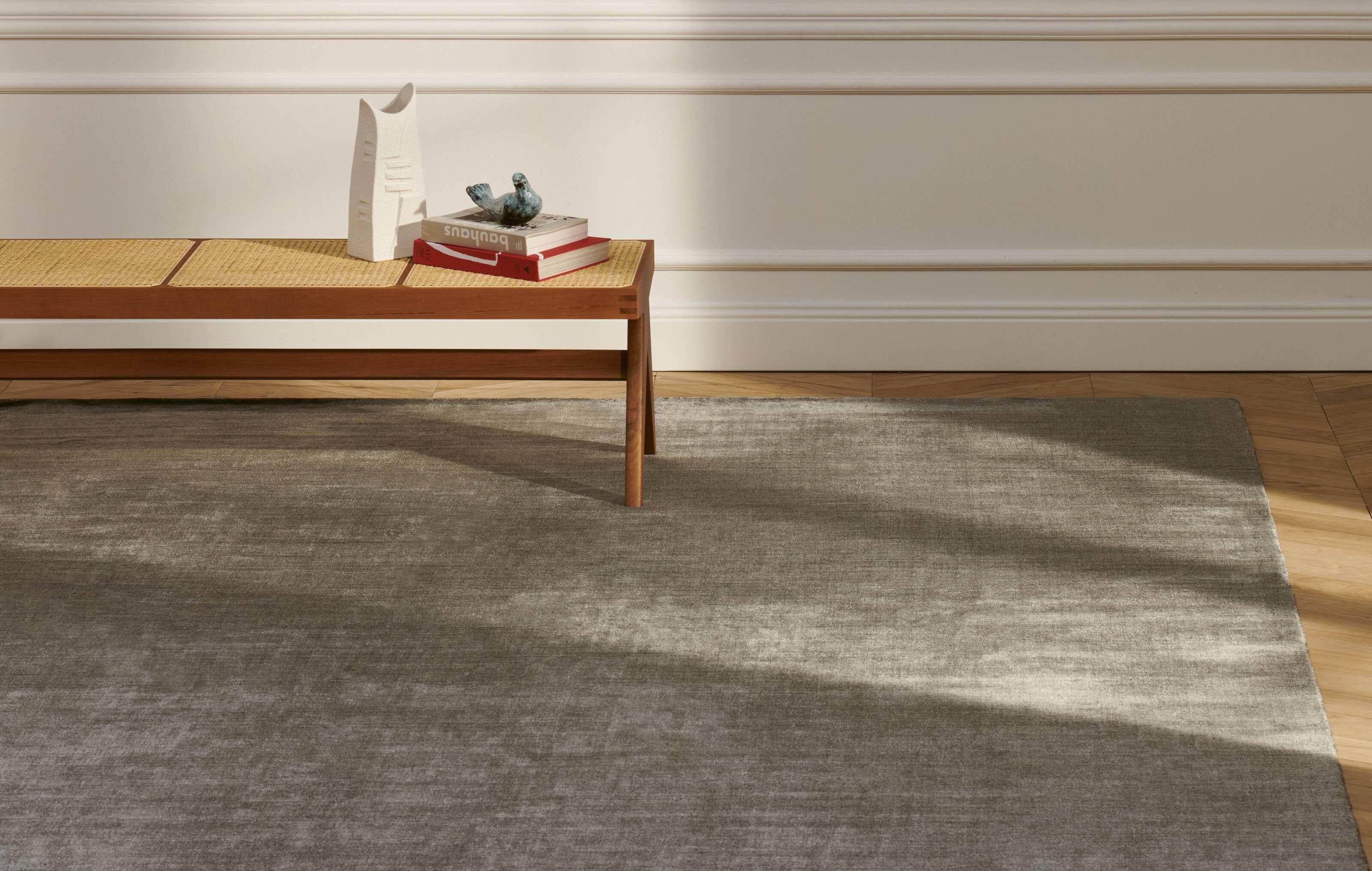 Cassina Atacama Rugs Cenere For Sale 3