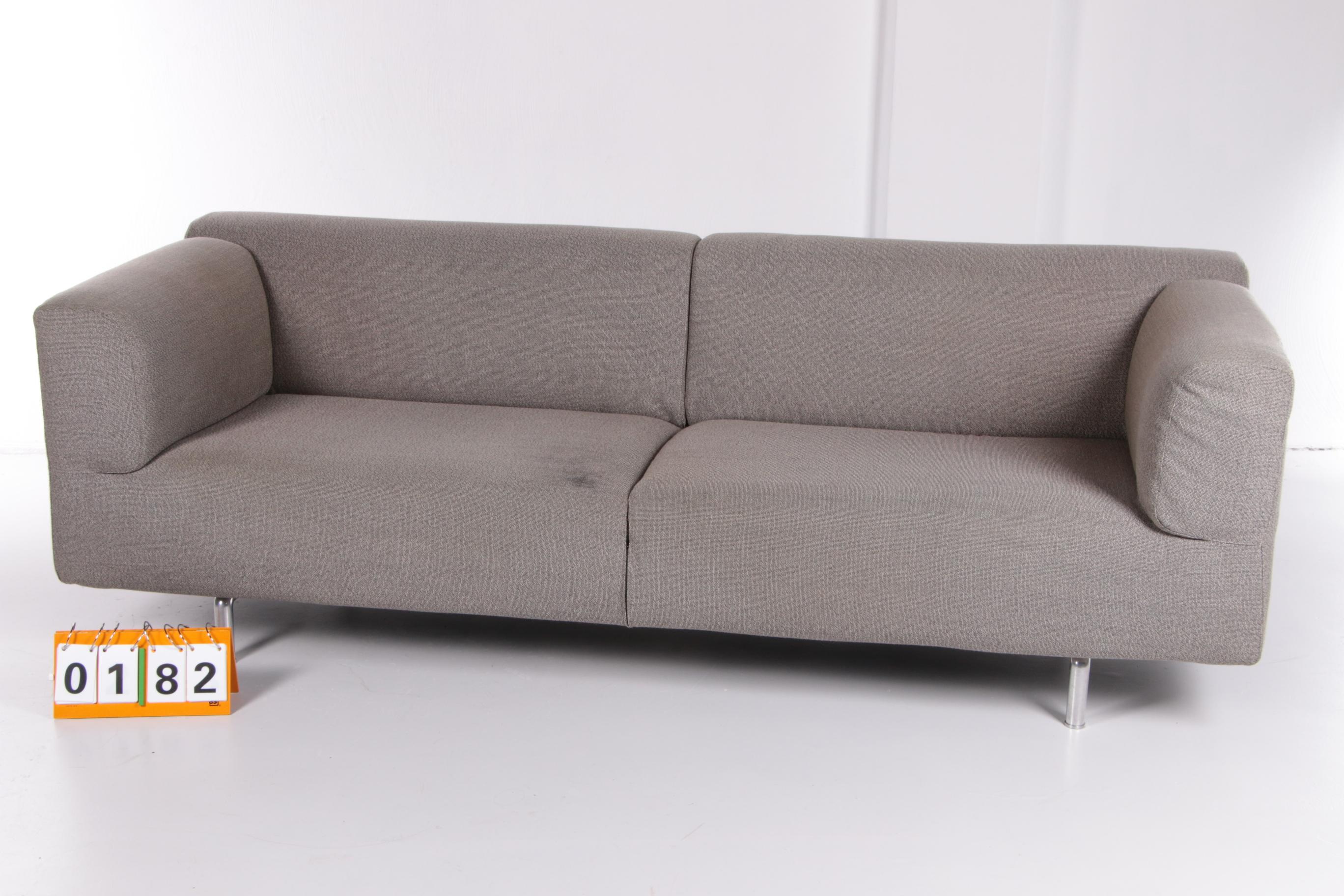 Cassina Bank Model 250 Gray Melange, Design by Piero Lissoni In Good Condition In Oostrum-Venray, NL