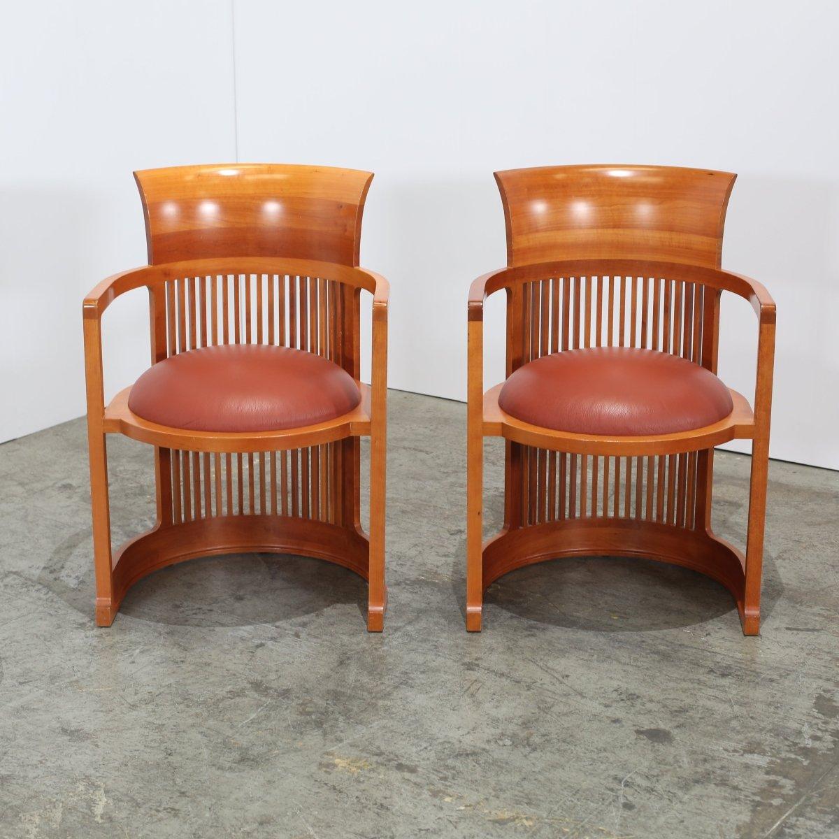 Mid-Century Modern Cassina Barrel Chairs by Frank Lloyd Wright, Set of Two For Sale