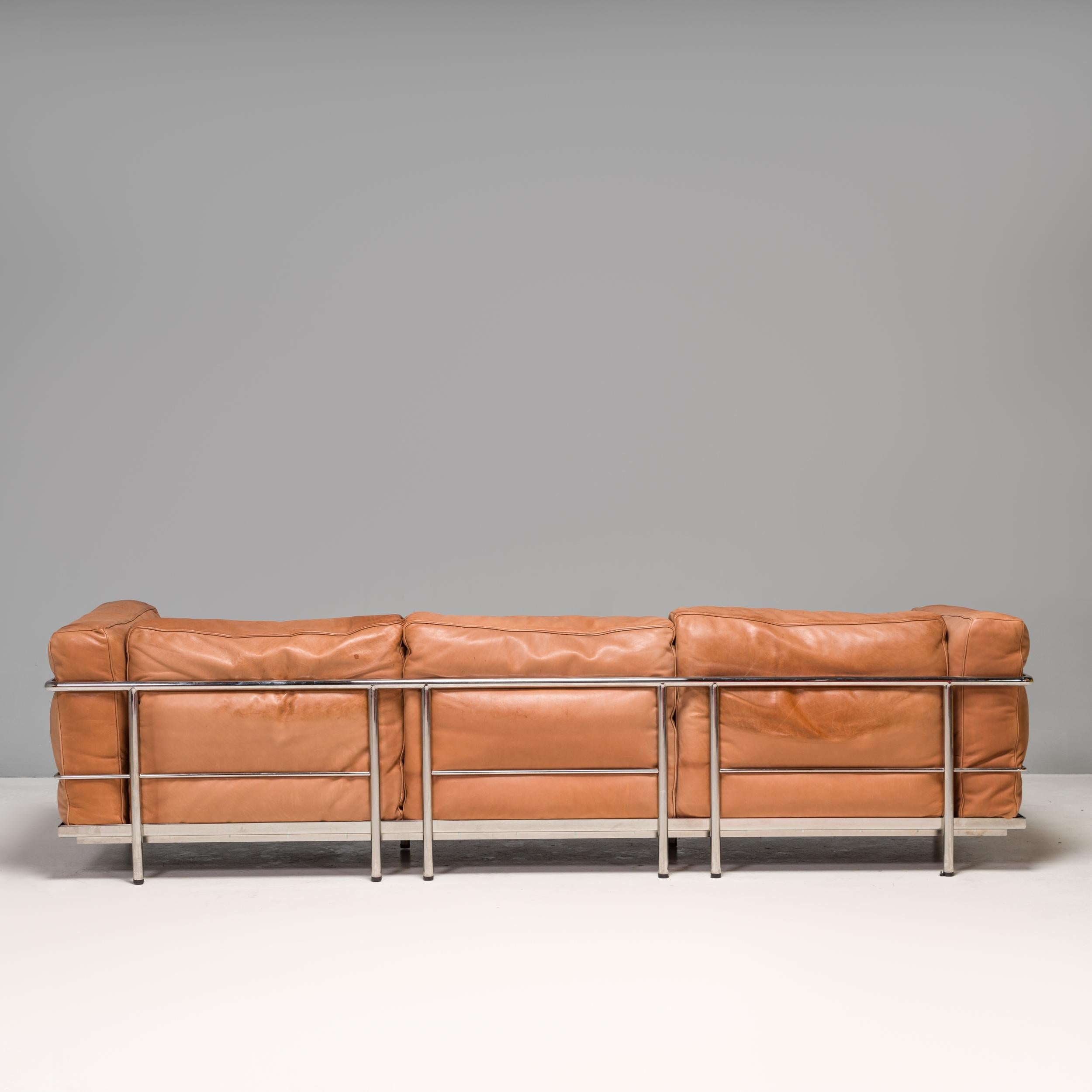 Cassina by Le Corbusier Tan Leather LC3 Grand Confort 3-Seat Sofa For Sale 2