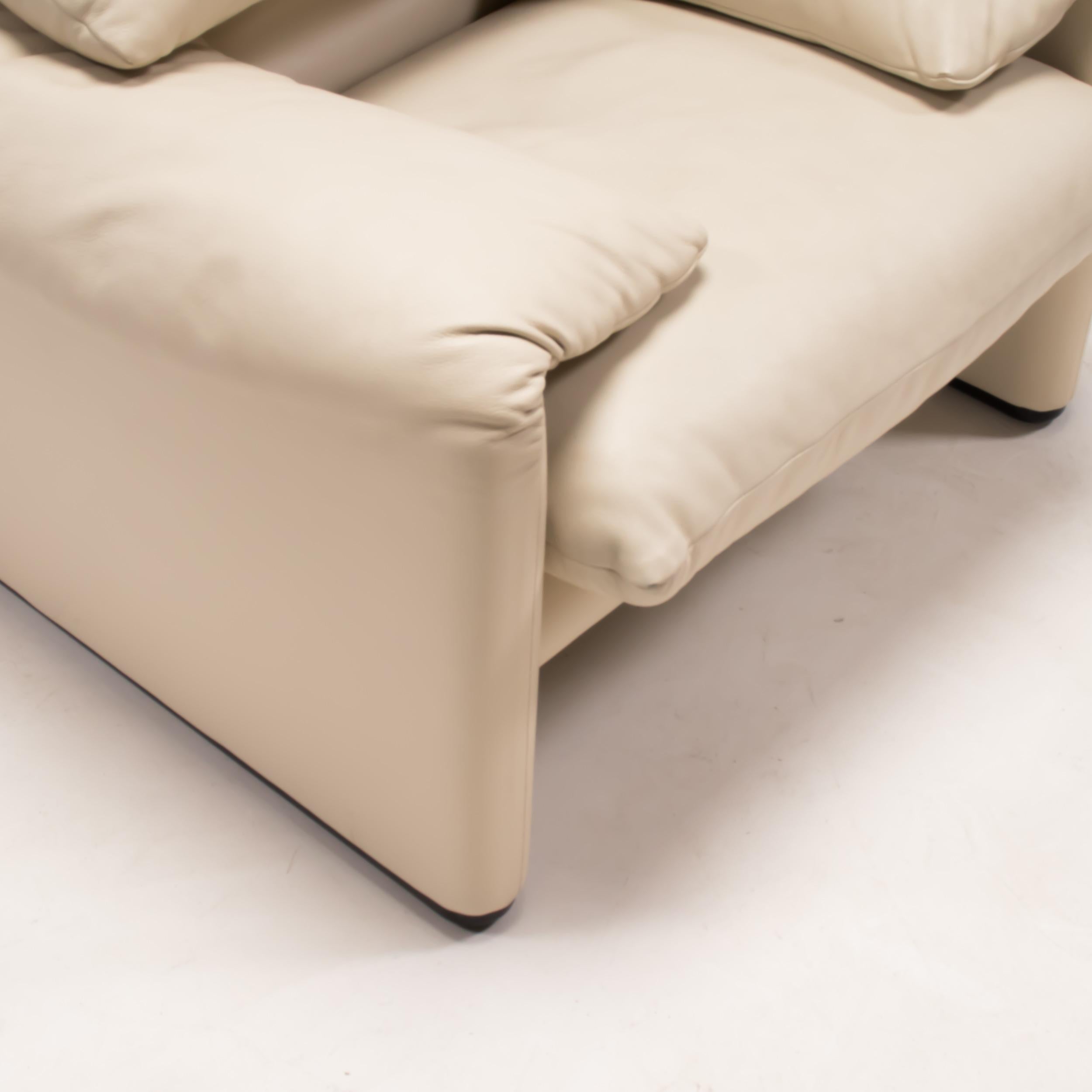 Late 20th Century Cassina by Vico Magistretti Maralunga Cream Leather Armchair and Footstool