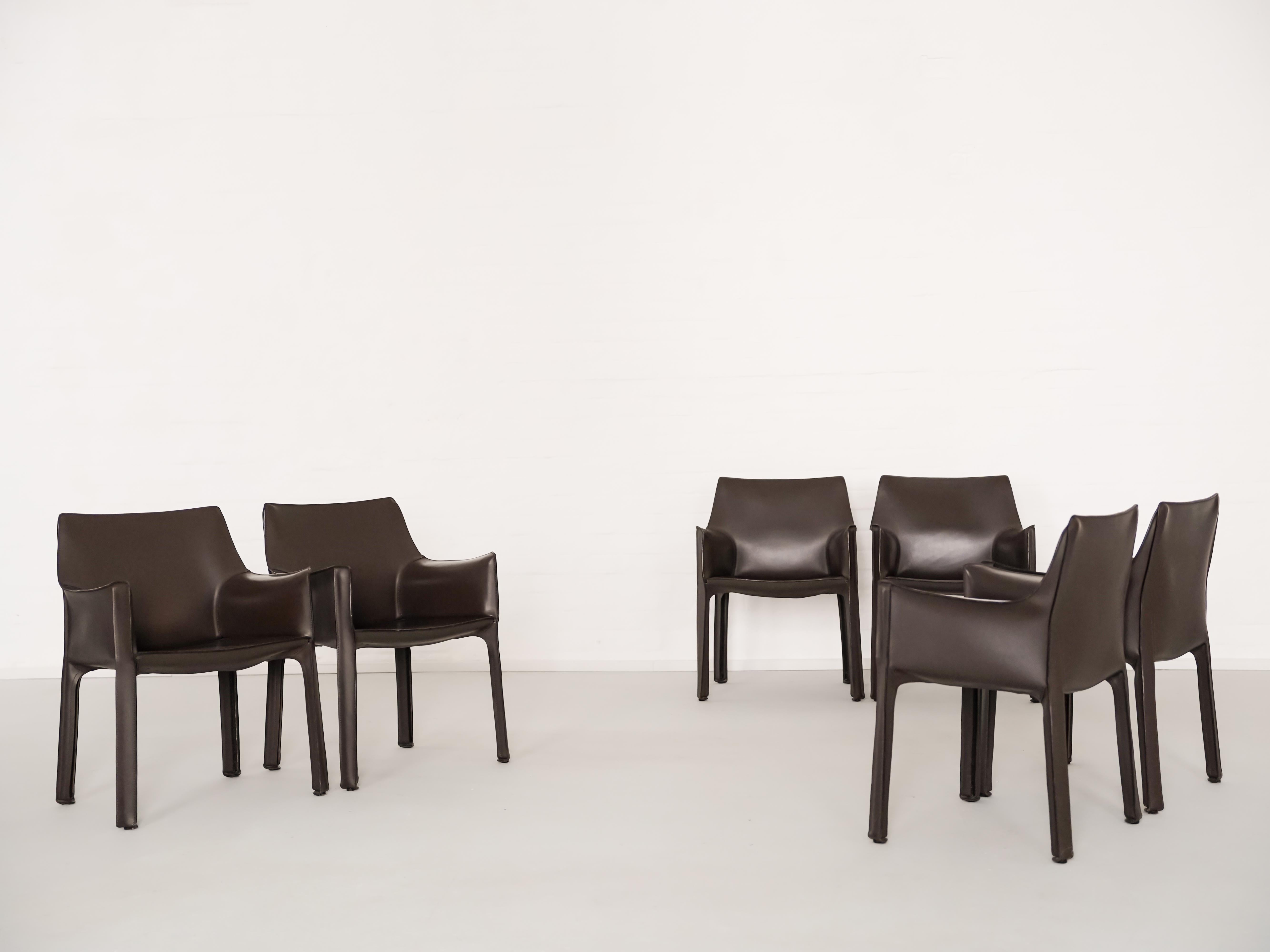 Mid-Century moderno Cassina Cab 413 di Mario Bellini in vendita