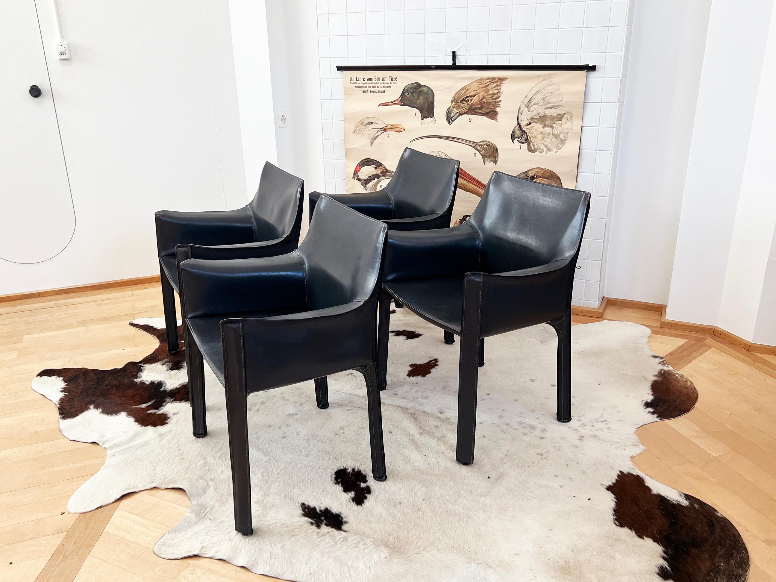 Cassina Cab 414 Armchairs PAIR by Mario Bellini in Dark Grey Matte Black Leather For Sale 2