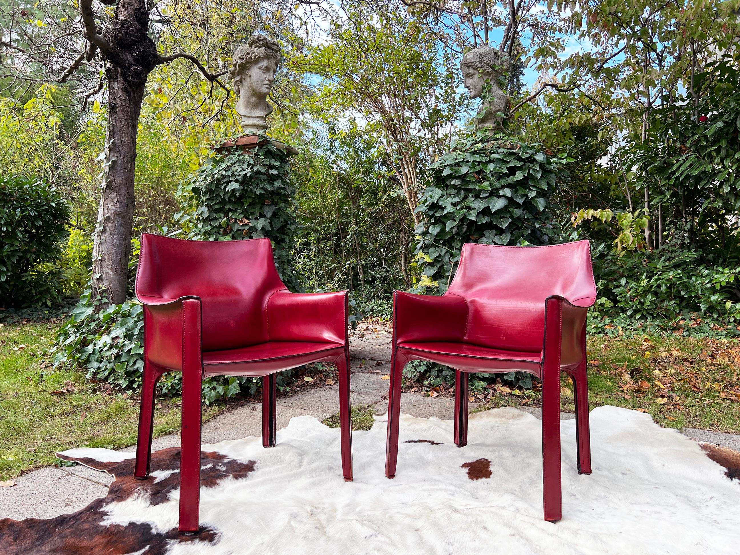 Cassina Cab 414 Armchairs PAIR by Mario Bellini in Gorgeous Oxblood Red Leather For Sale 3
