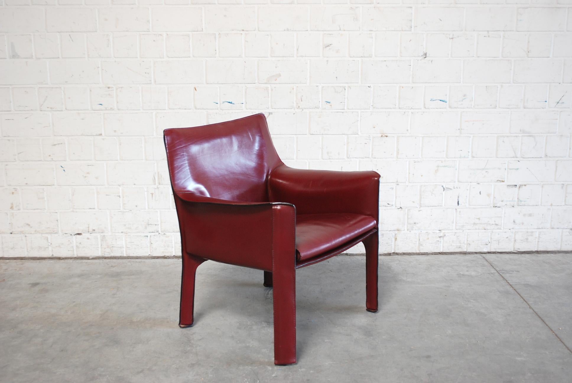 Late 20th Century Cassina Cab 414 Leather Lounge Chair Armchair Bordeaux