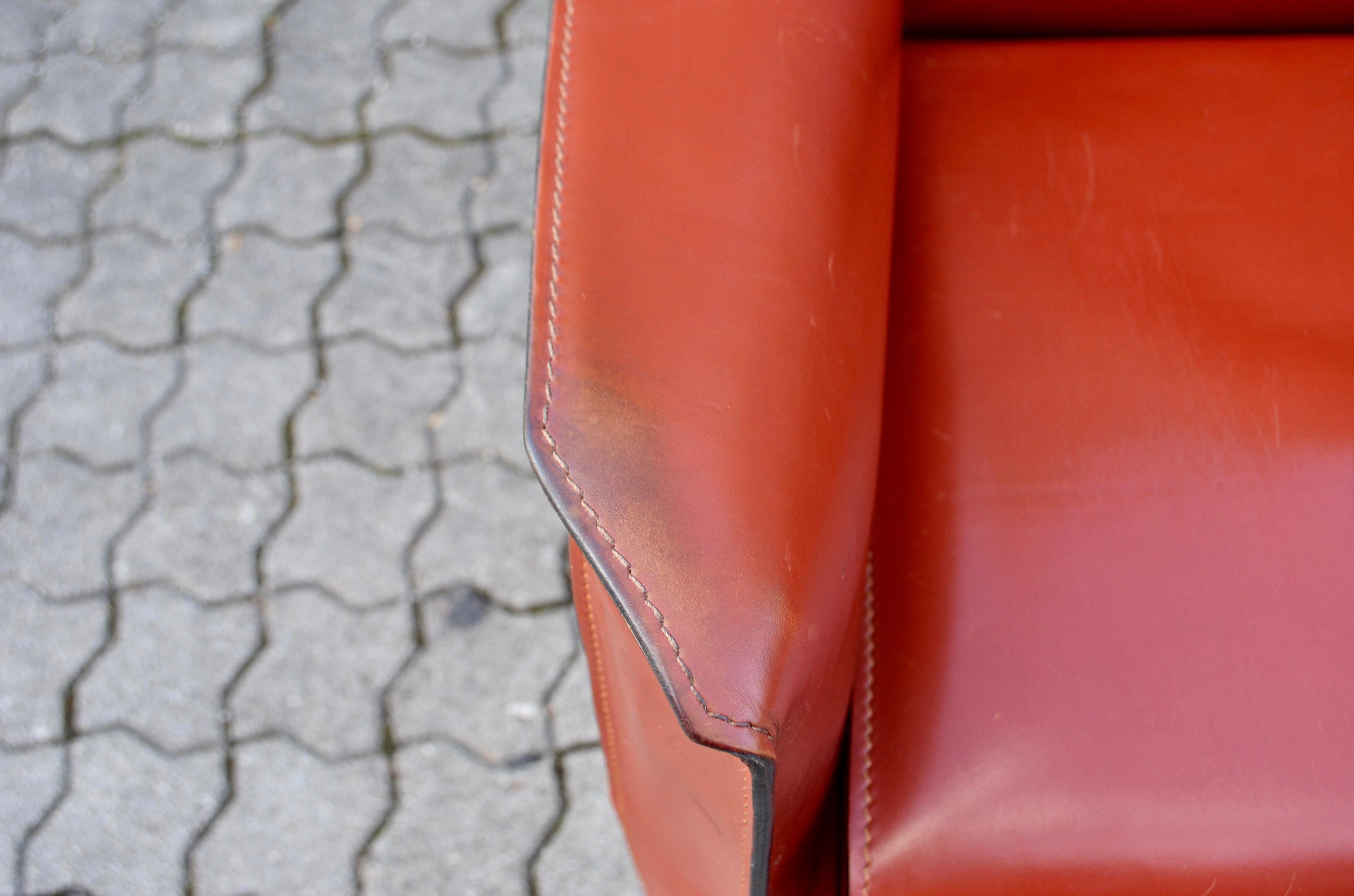 Mid-Century Modern Cassina Cab 414 Leather Lounge Chair Armchair China Red / Ox Red For Sale