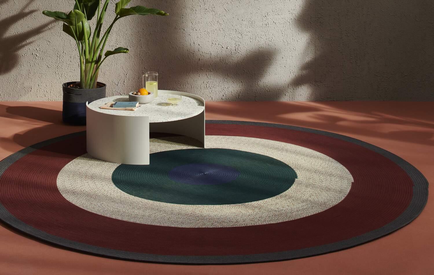 Cassina Circus Outdoor Large Colorful Round Rug In New Condition For Sale In Barcelona, Barcelona