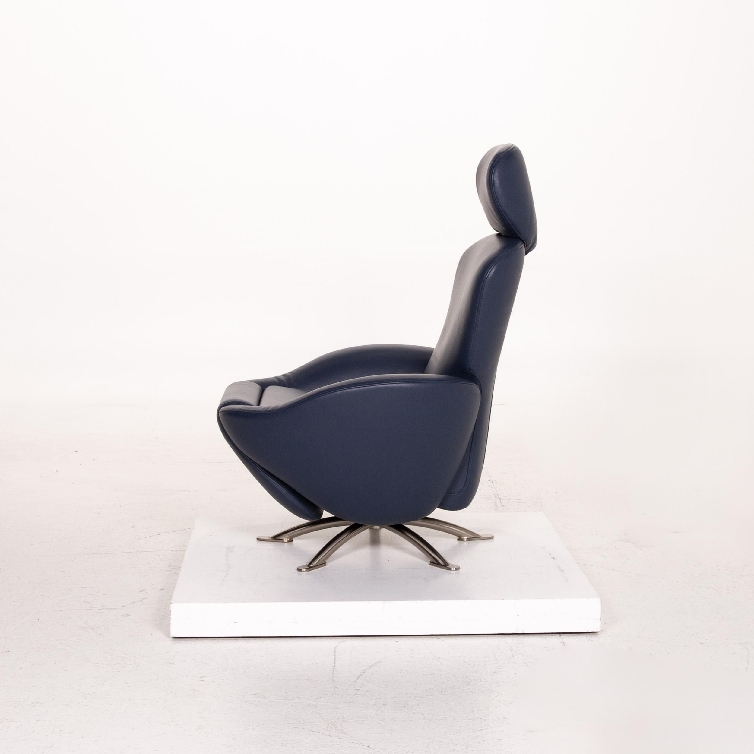 Cassina Dodo Leather Armchair Blue Dark Blue Relaxation Function Function For Sale 4
