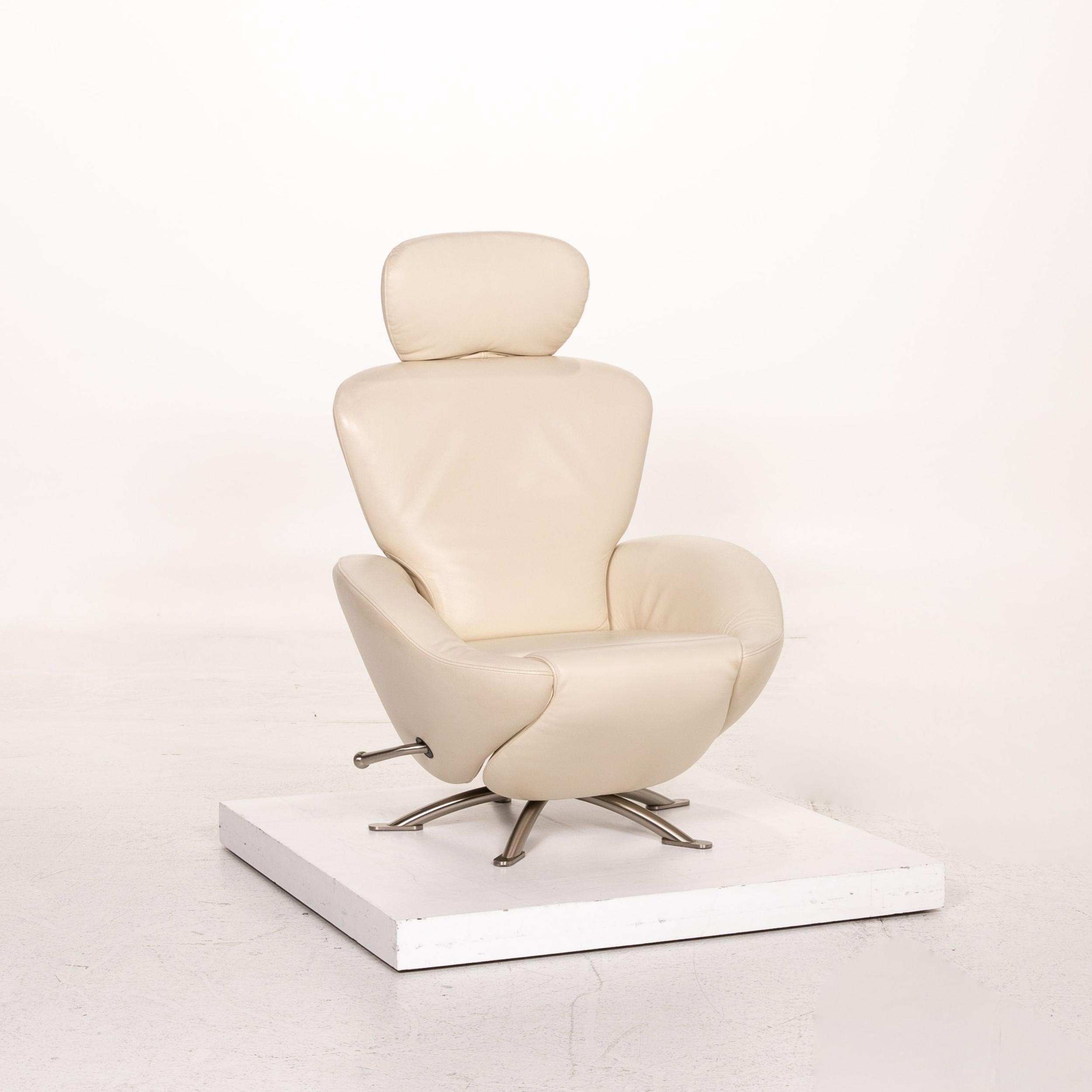 Cassina Dodo Leather Armchair Cream Relax Function Function Relax Armchair For Sale 4