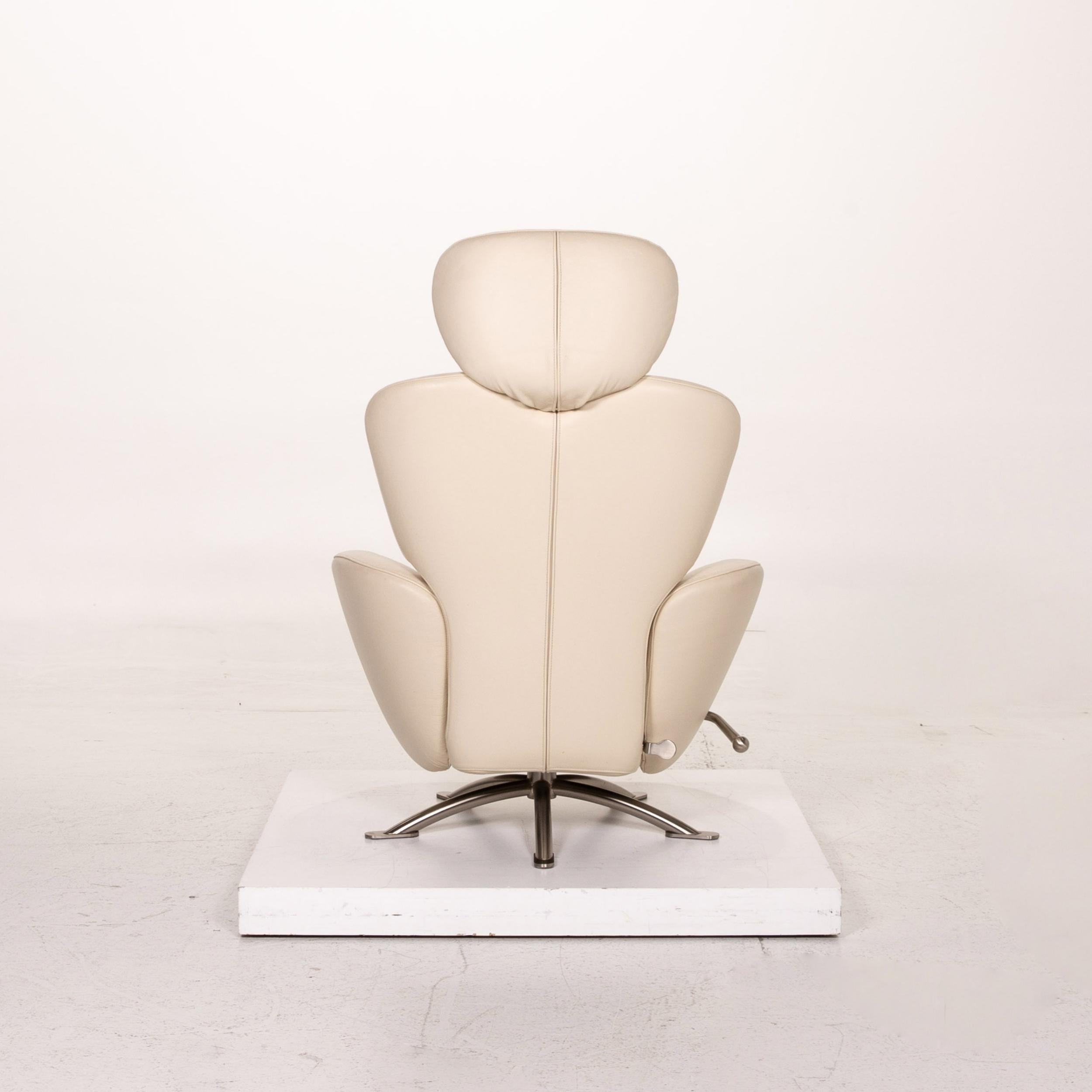 Cassina Dodo Leather Armchair Cream Relax Function Function Relax Armchair For Sale 6