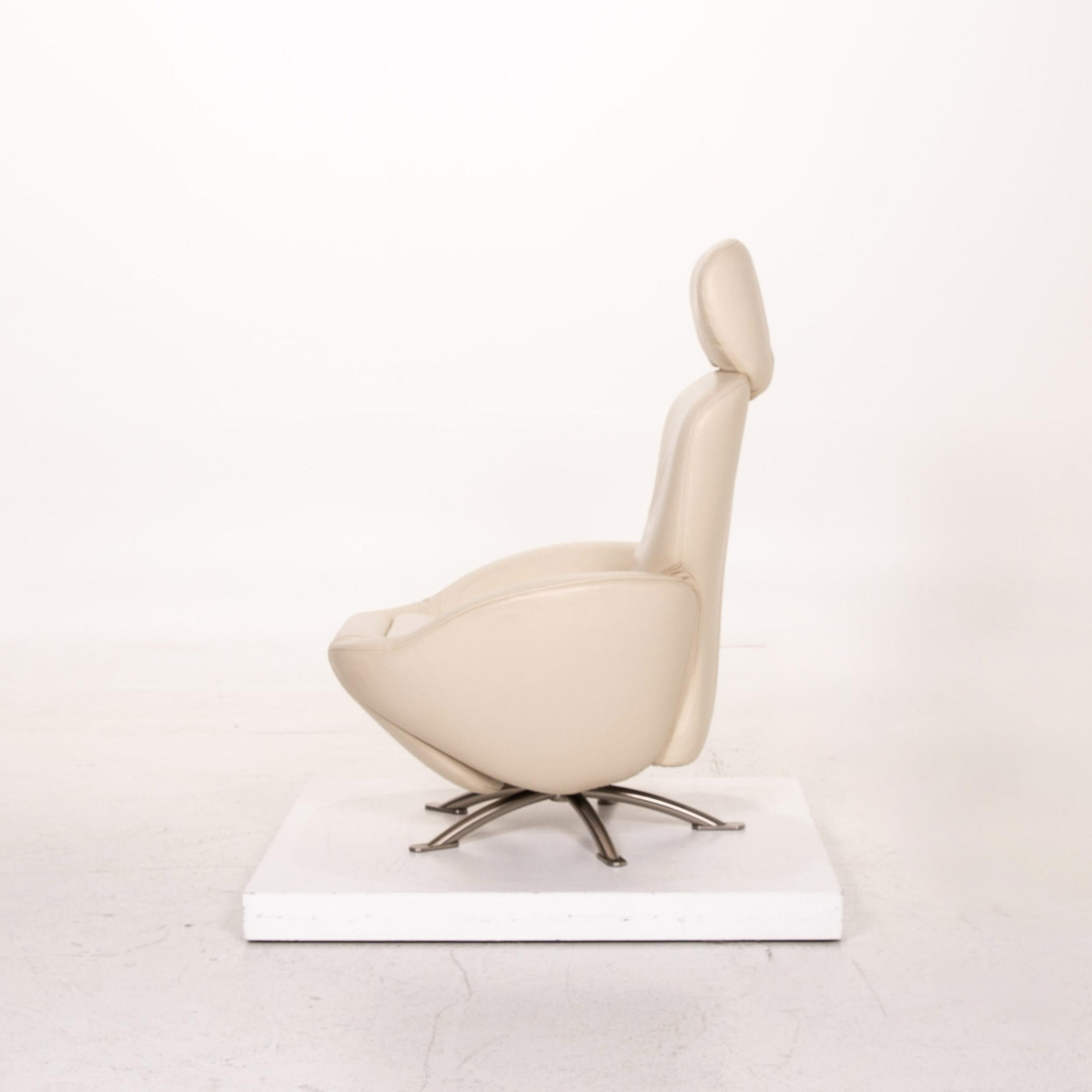 Cassina Dodo Leather Armchair Cream Relax Function Function Relax Armchair For Sale 7
