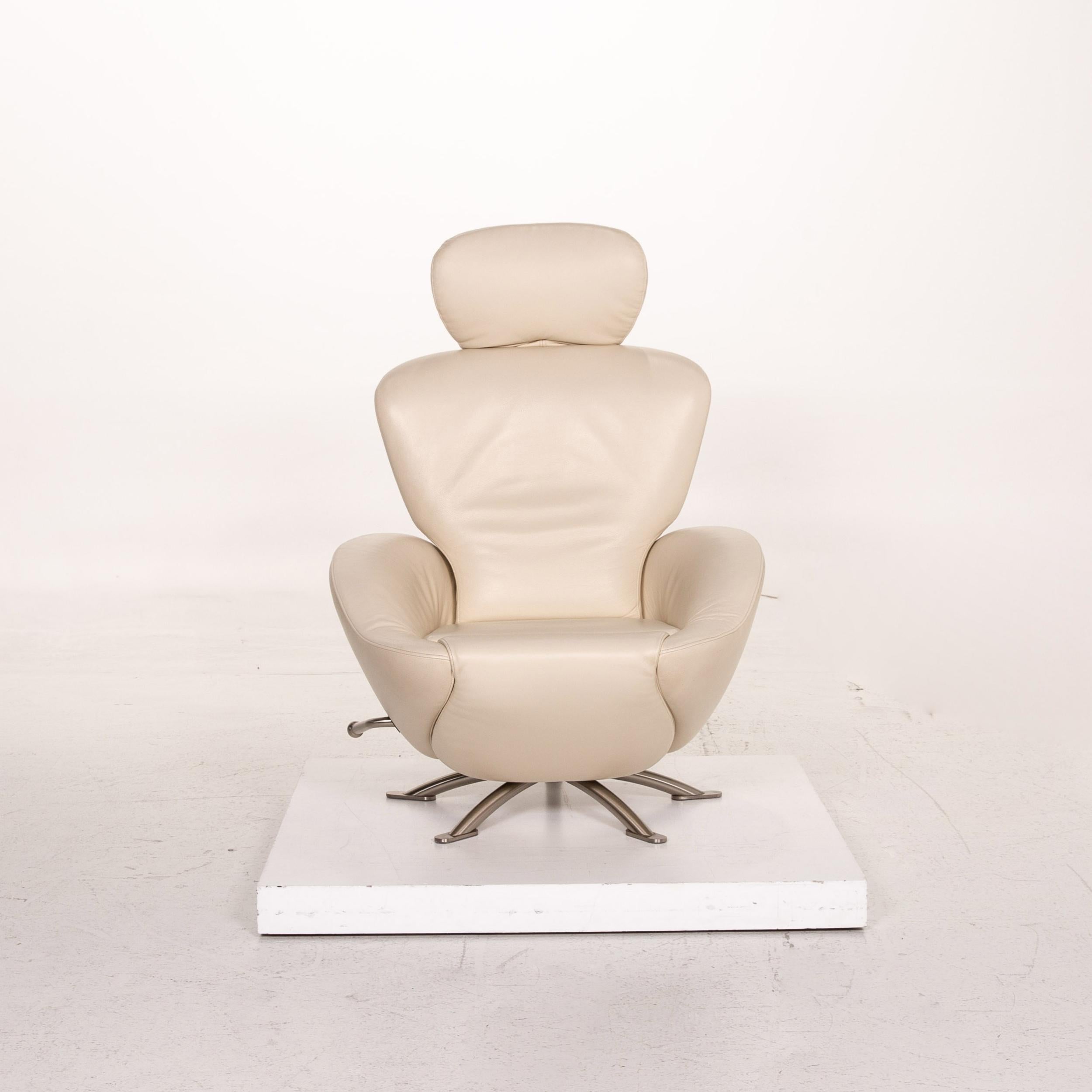 Cassina Dodo Leather Armchair Cream Relax Function Function Relax Armchair For Sale 2