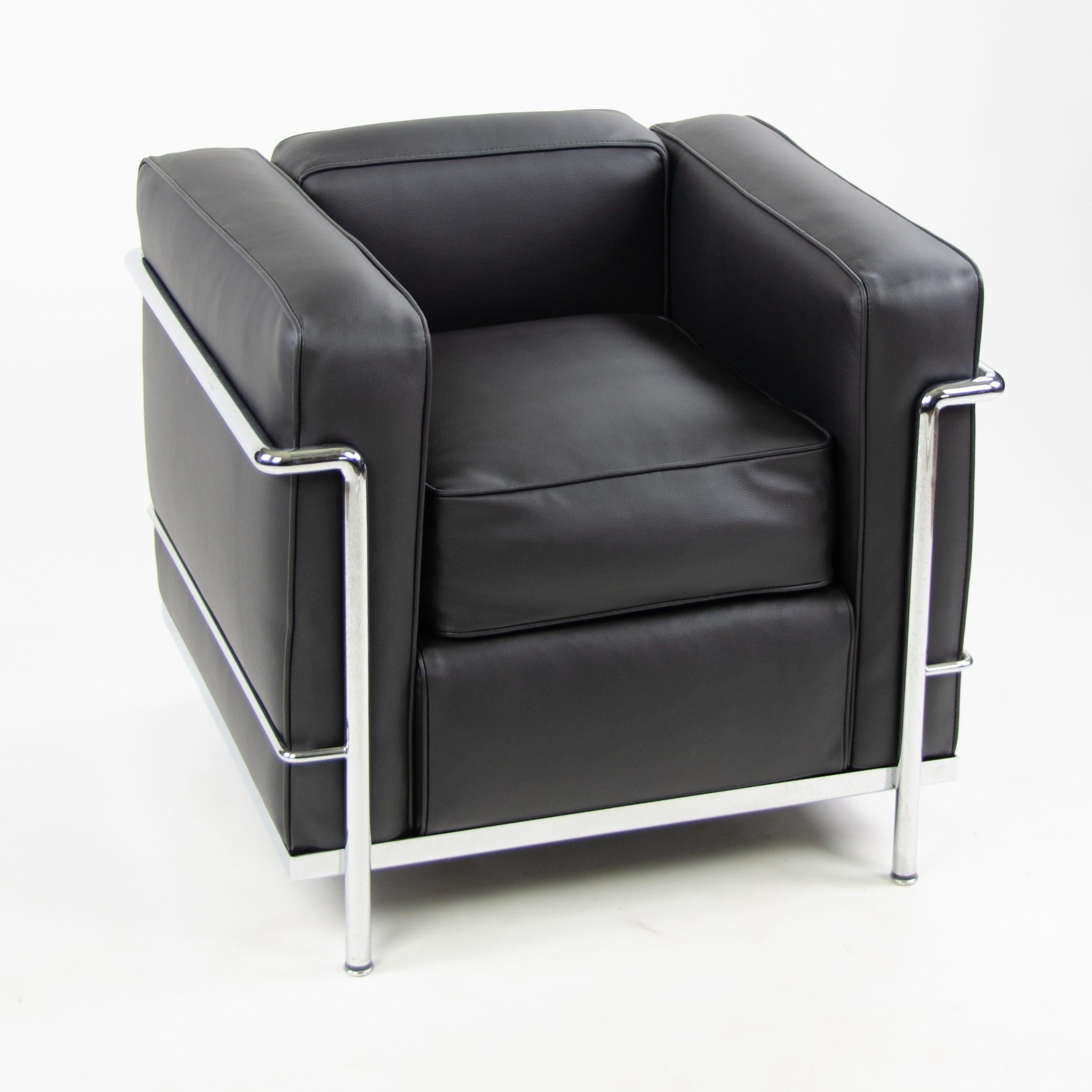 Modern Cassina Italy Le Corbusier LC2 Petit Modele Armchair New Upholstery