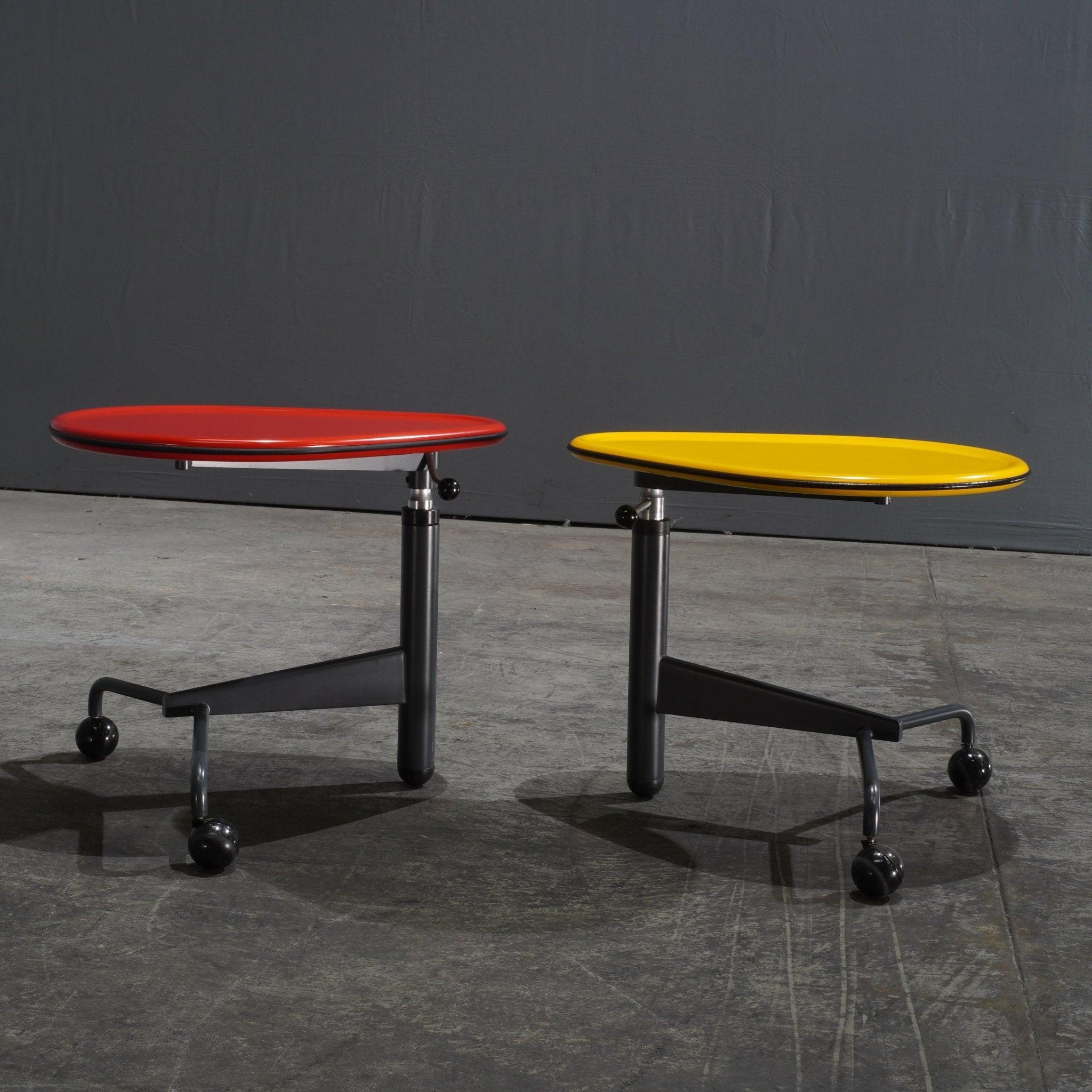 Schwenkbarer Cassina Kick-Tisch von Toshiyuki Kita (Postmoderne)