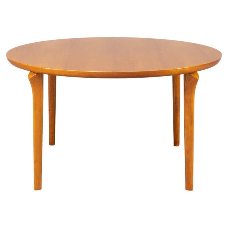 Cassina Kirsch Wooden Round Dining Table For Sale at 1stDibs