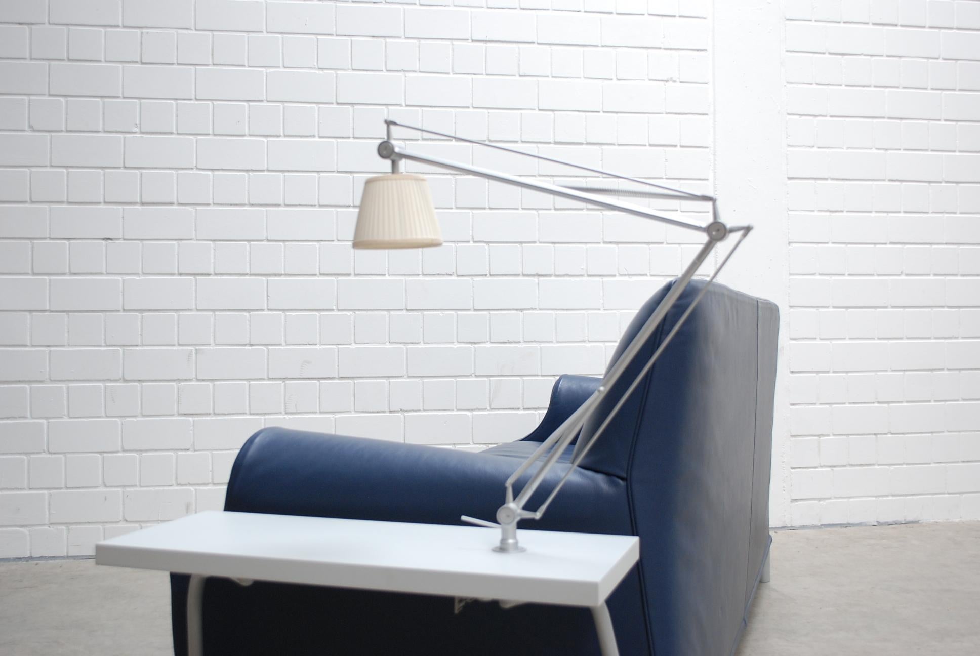 Divano Cassina Lazy Working Design Philipp Starck con lampada Flos Archimoon in vendita 2