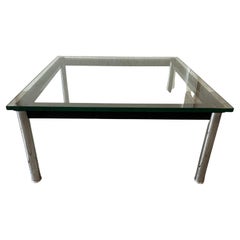 Cassina LC 10 Tavolino basso in vetro e metallo quadrato Le Corbusier
