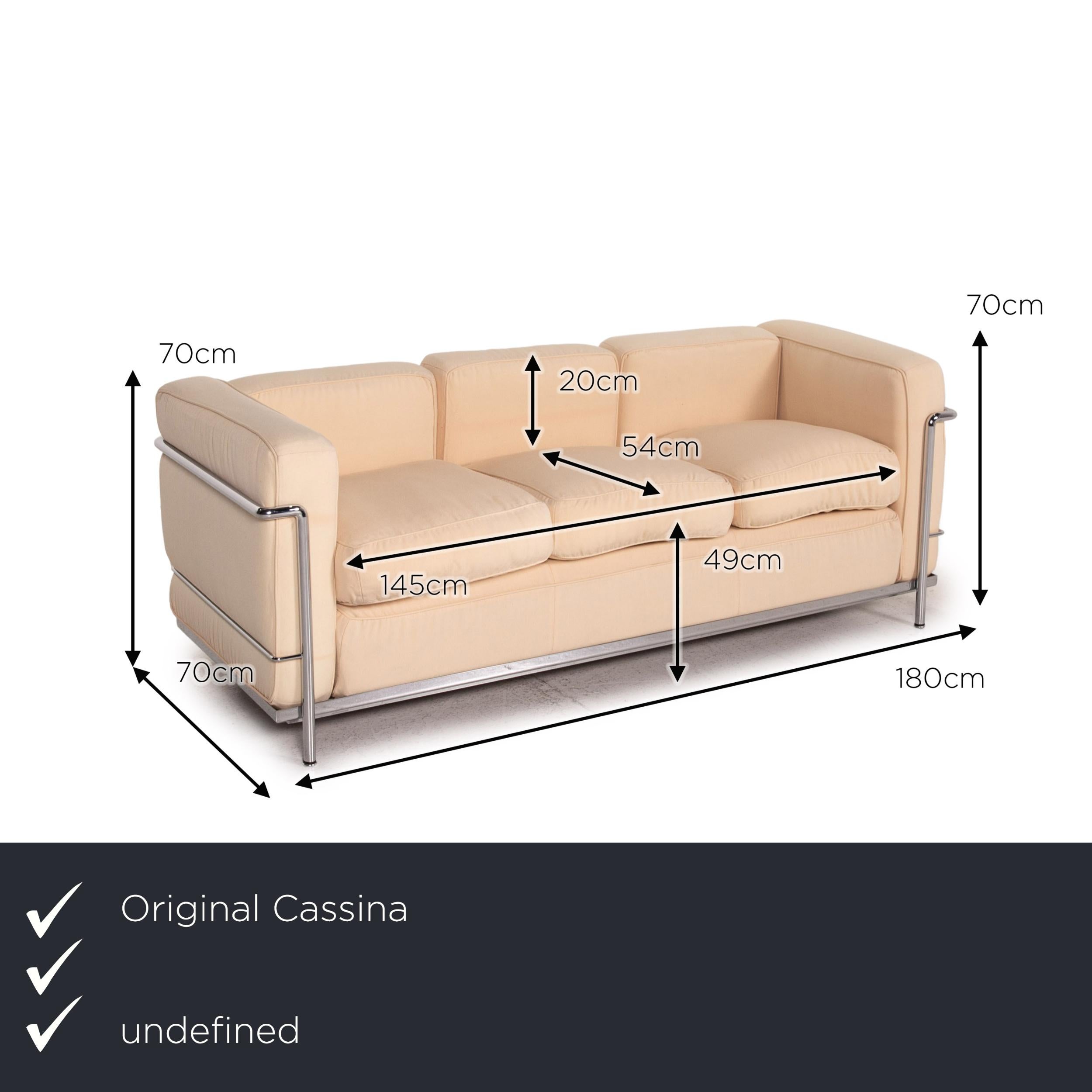 We present to you a Cassina LC 4 Le Corbusier fabric sofa set beige 1x three-seater 1x two-seater.

Product measurements in centimeters:

Depth 70
Width 180
Height 70
Seat height 49
Rest height 70
Seat depth 54
Seat width 145
Back height
