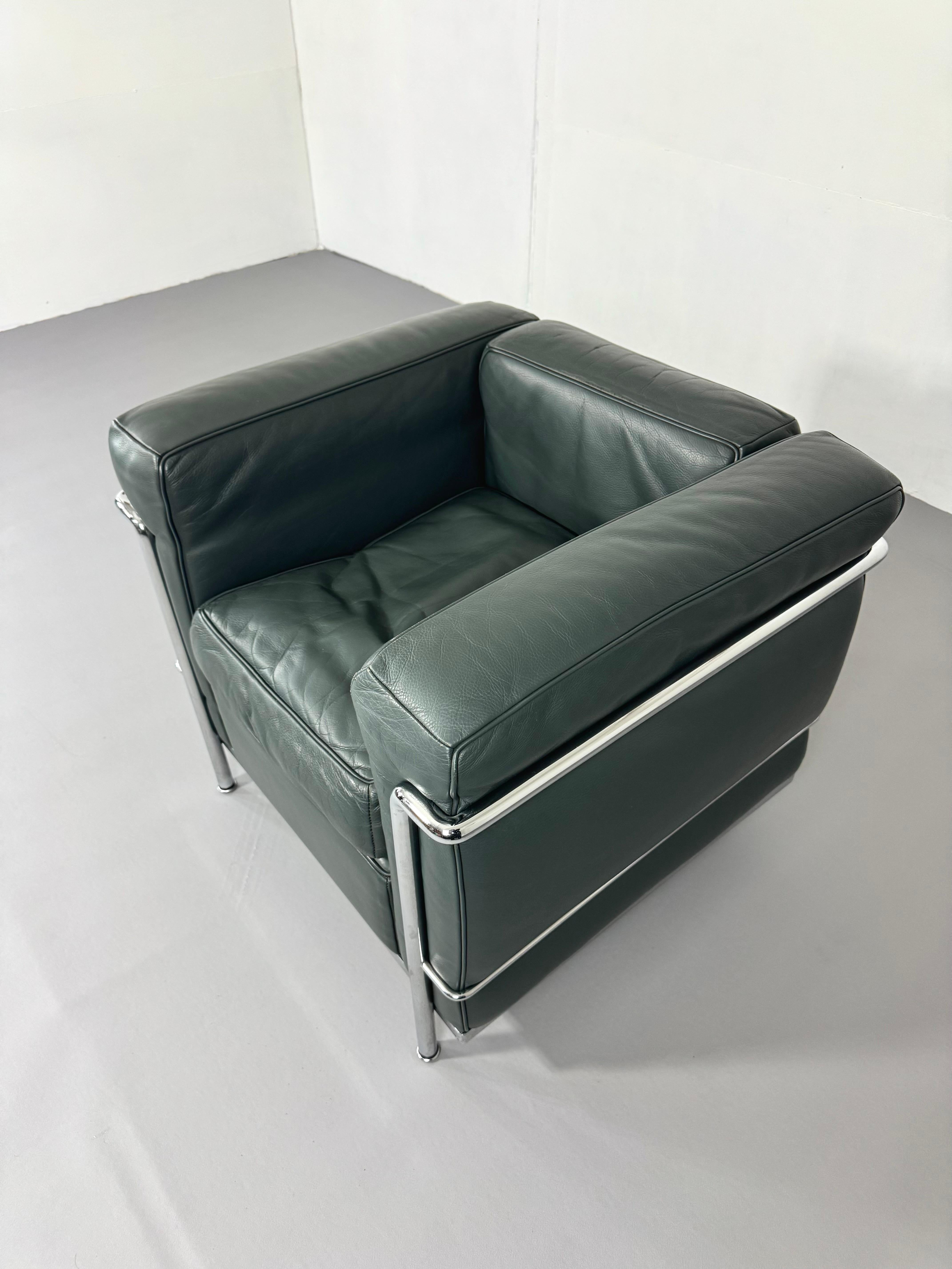 Bauhaus Cassina LC2 leather Armchair Le Corbusier for Cassina, Signed For Sale