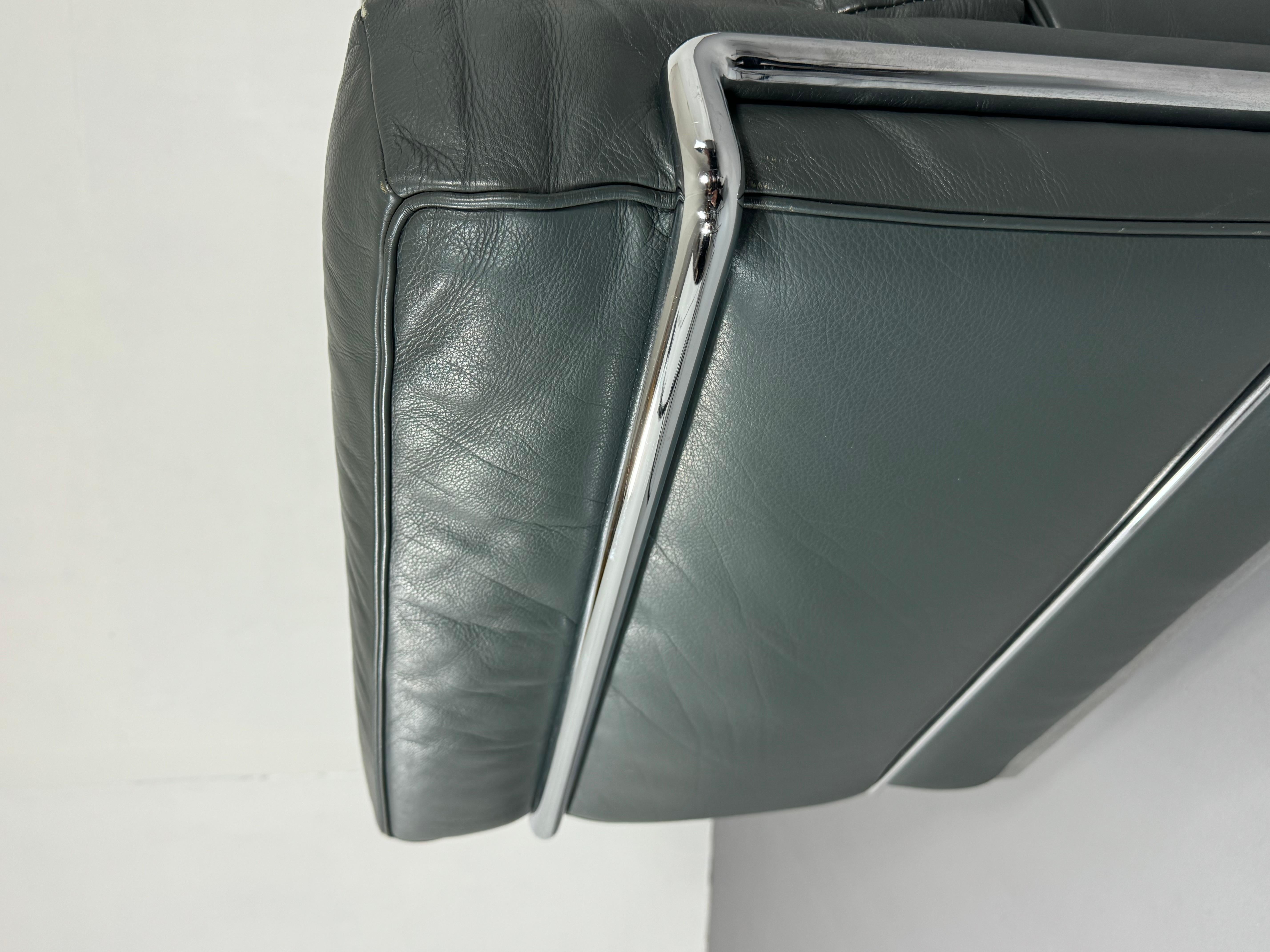 Italian Cassina LC2 leather Armchair Le Corbusier for Cassina, Signed For Sale