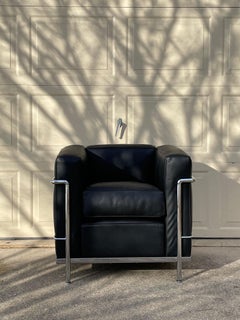 Cassina LC2 Petit Modele Armchair by Le Corbusier, Jeanneret, Perriand
