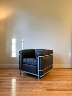 Cassina LC2 Petit Modele Armchair by Le Corbusier Jeanneret Perriand(Rare color)