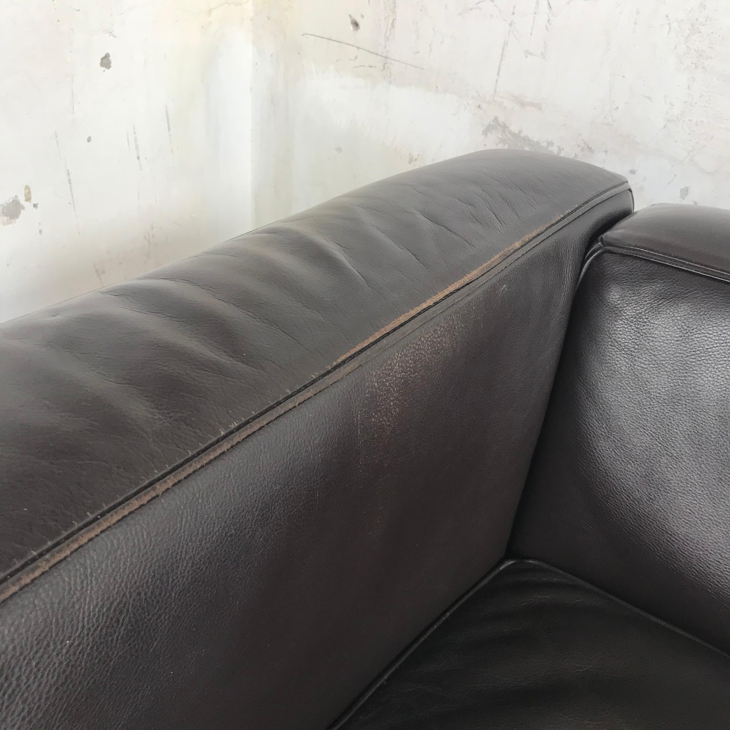 Cassina LC2 Three-Seat Sofa Dark Brown Leather, Le Corbusier, Signed 4