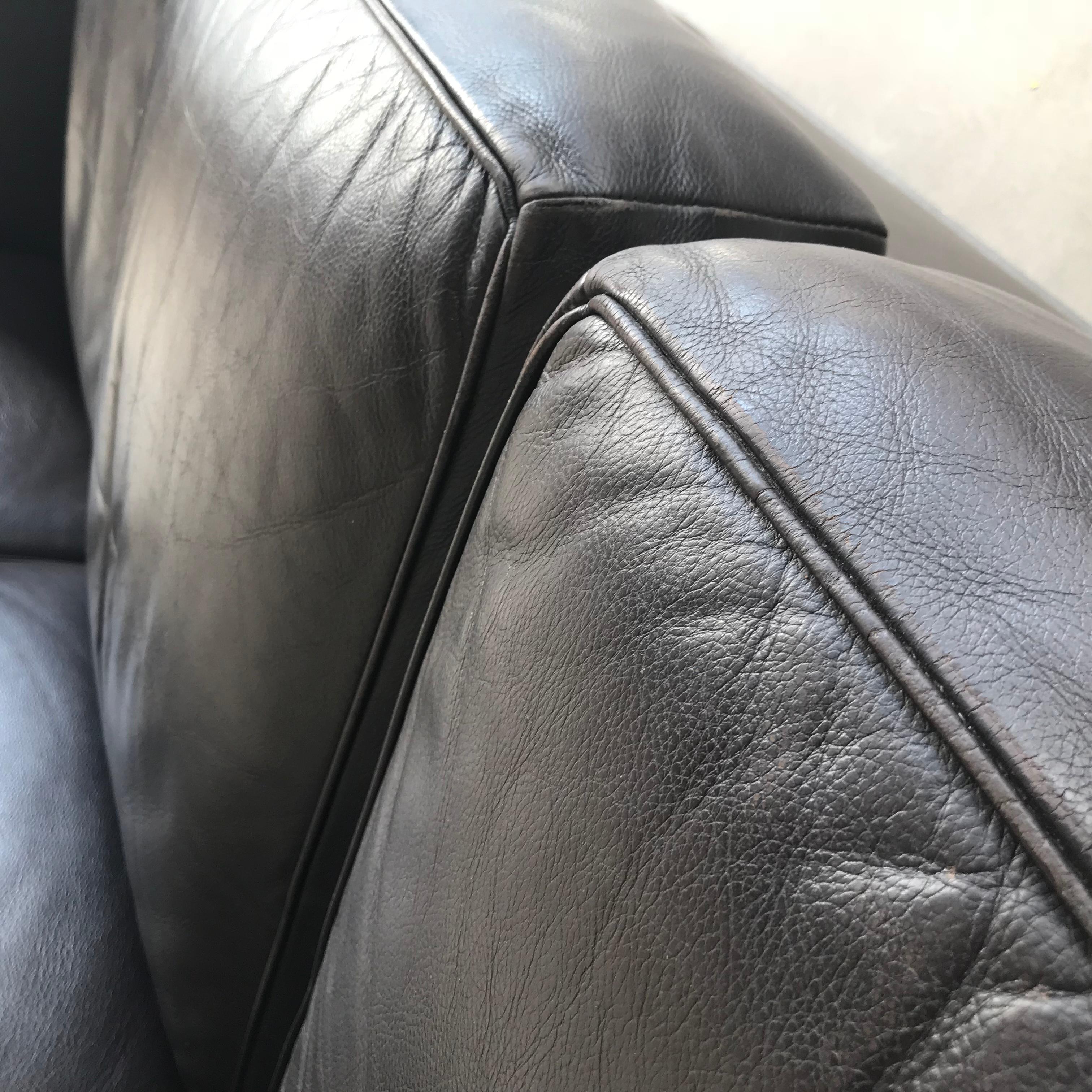 Cassina LC2 Three-Seat Sofa Dark Brown Leather, Le Corbusier, Signed 5