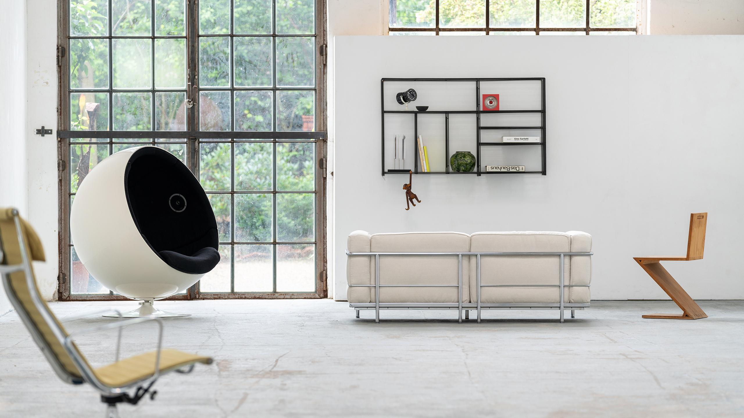 Cassina LC3 Sofa Grand Confort Leinen, Le Corbusier, Ch. Perriand & P. Jeanneret 2