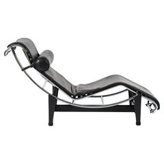 Cassina LC4 Black Leather Chaise Lounge Chair by Le Corbusier 1991