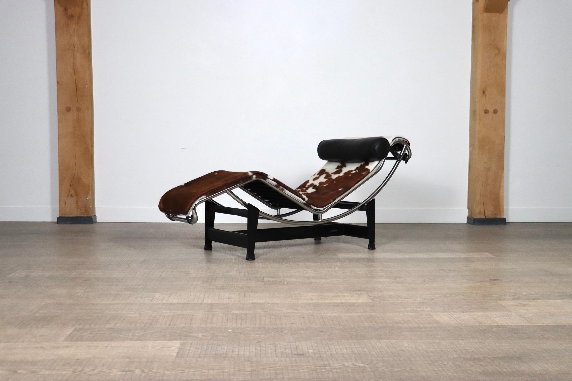 Cassina LC4 Chaise Longue In Ponyskin By Le Corbusier, Charlotte Perriand 8