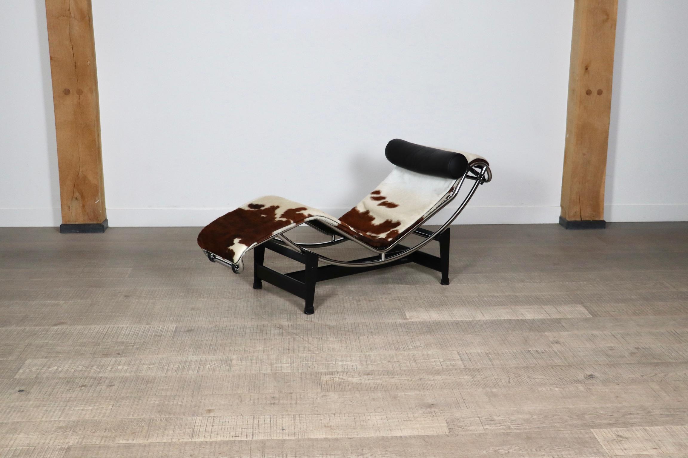 Metal Cassina LC4 Chaise Longue In Ponyskin By Le Corbusier, Charlotte Perriand