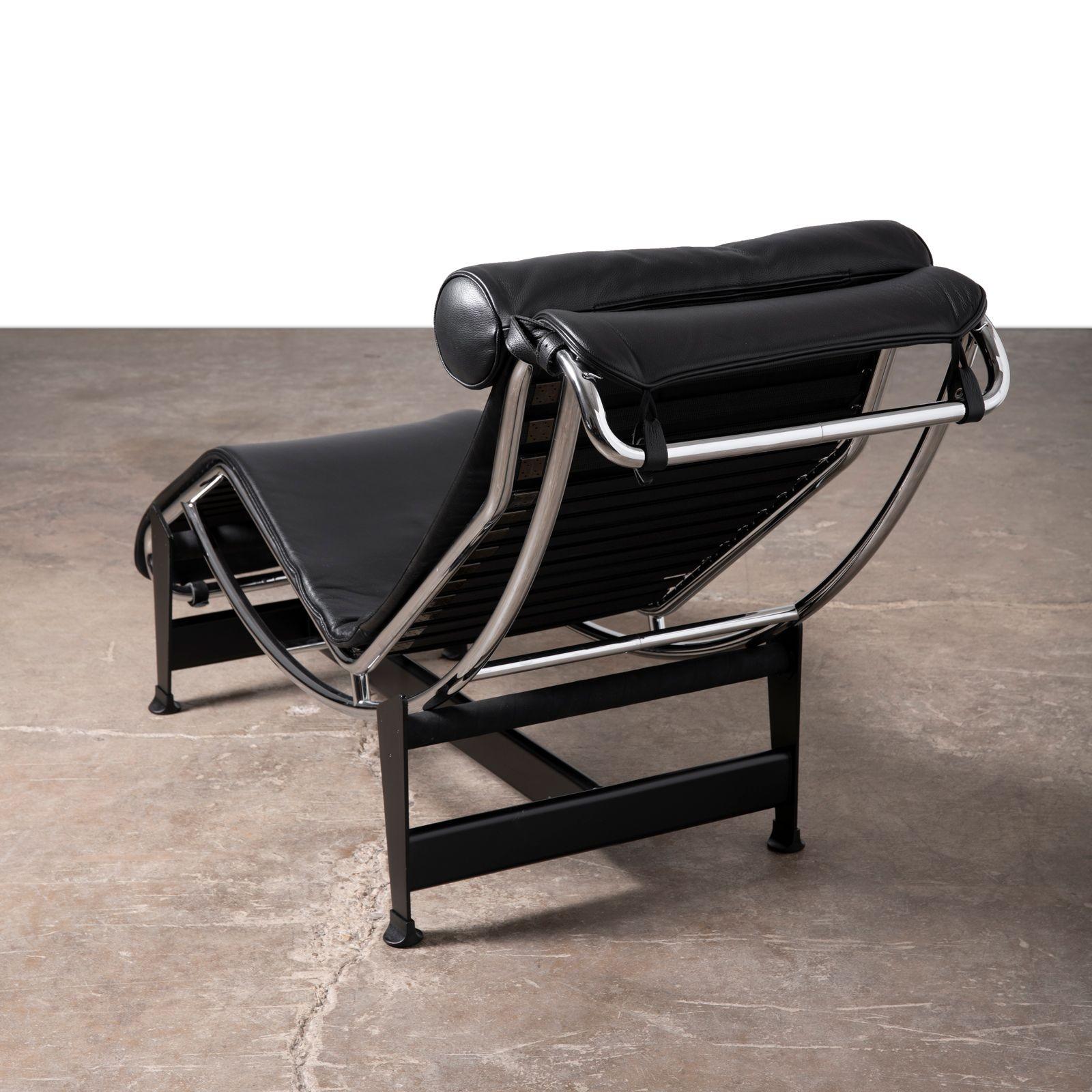 Tumbona Cassina LC4 de Le Corbusier, Pierre Jeanneret y Charlotte Perriand en venta 4