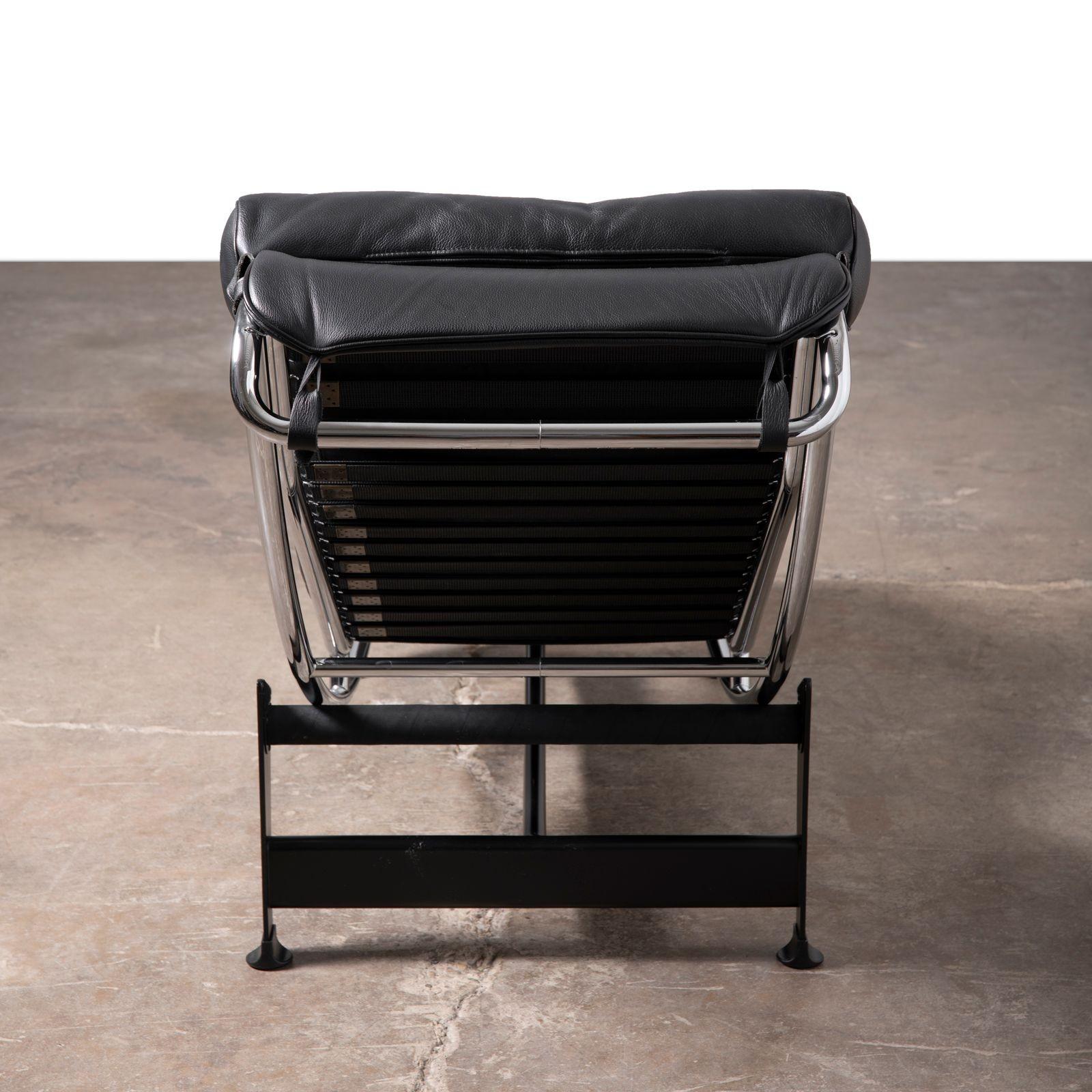 Tumbona Cassina LC4 de Le Corbusier, Pierre Jeanneret y Charlotte Perriand en venta 3