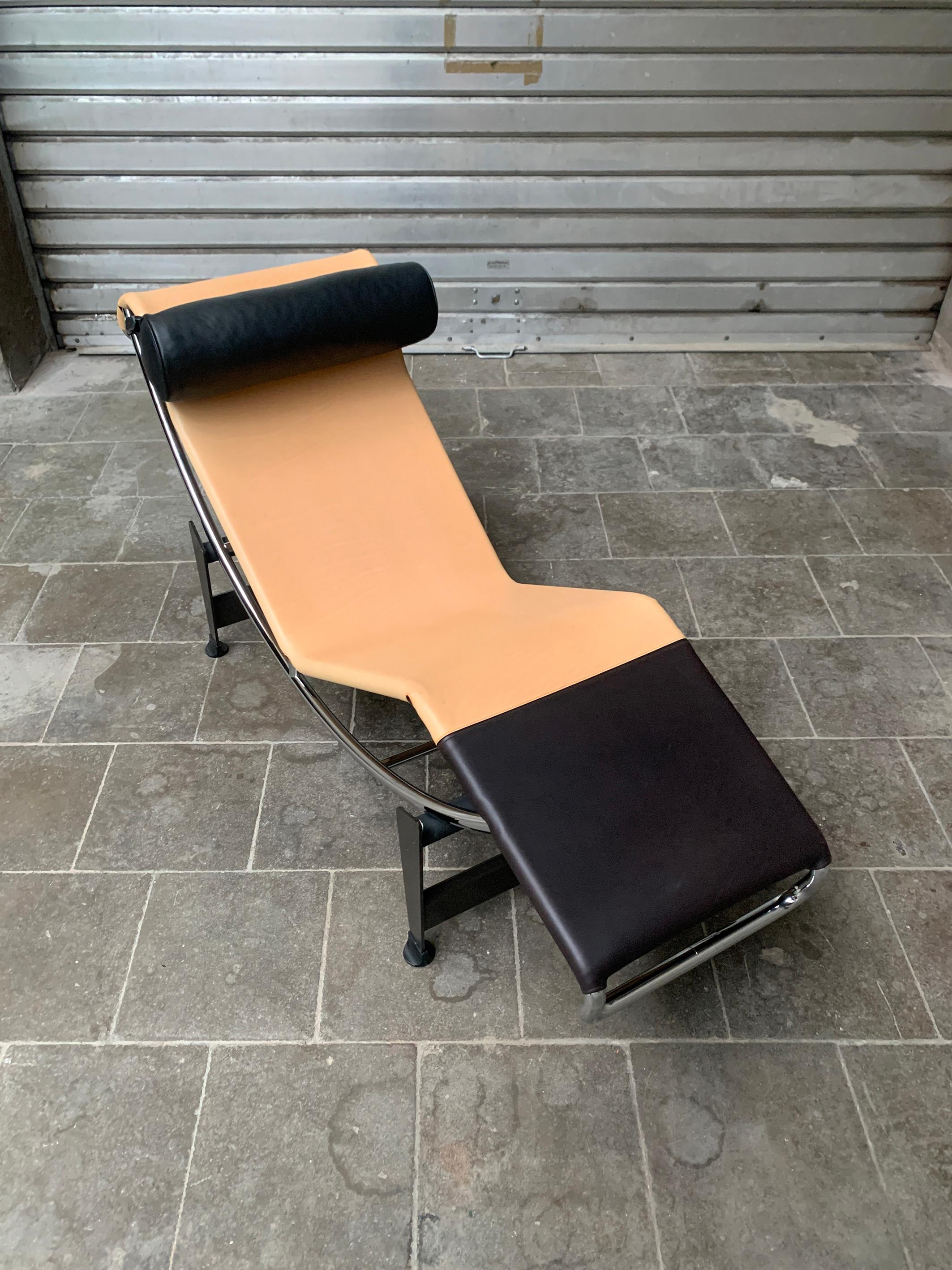 Cassina LC4 Louis Vuitton Chaise longue spéciale pour Perriand Le Corbusier en vente 1