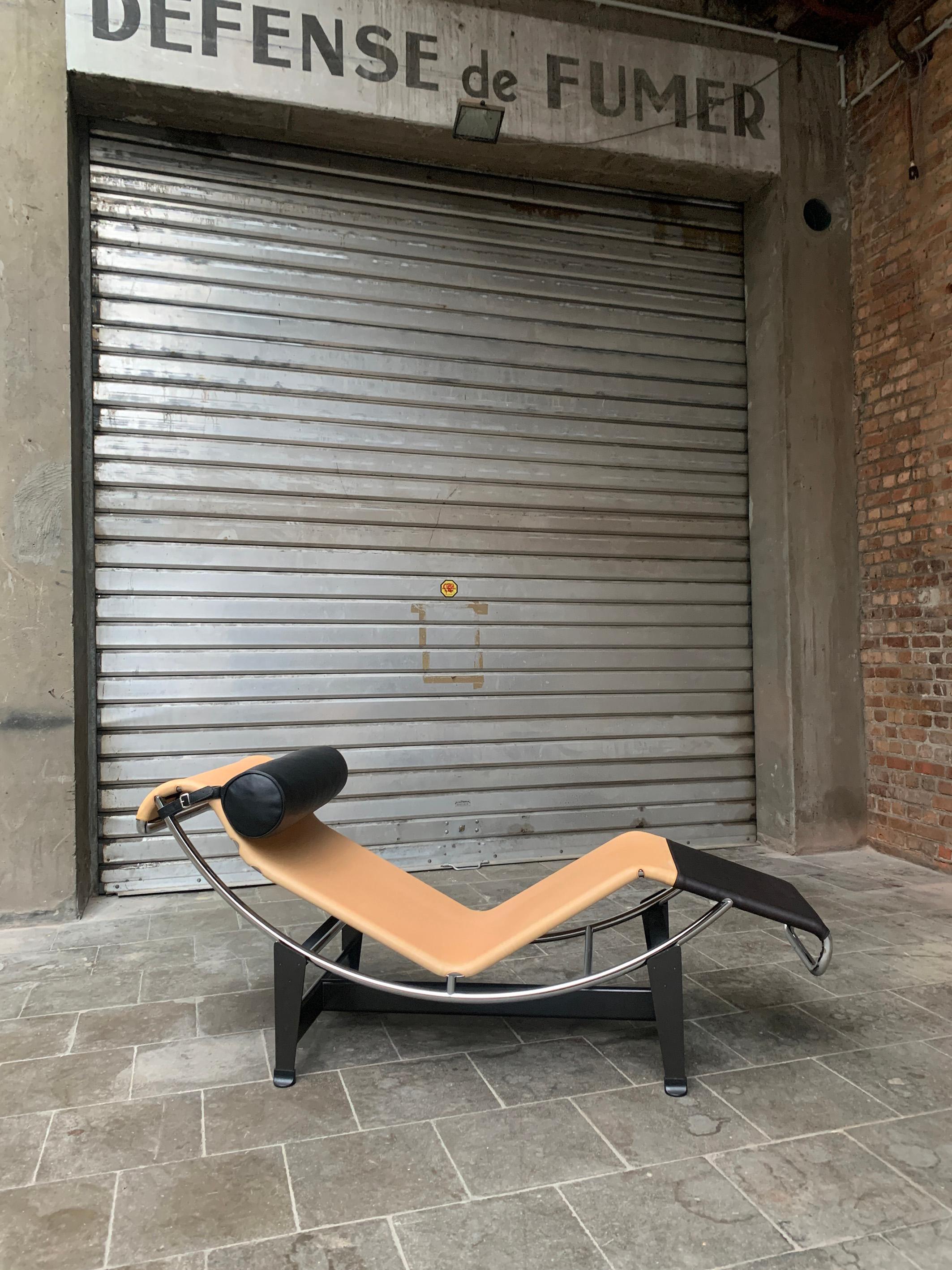 Italian Cassina LC4 Louis Vuitton Special Edition Chaise Longue Perriand Le Corbusier For Sale