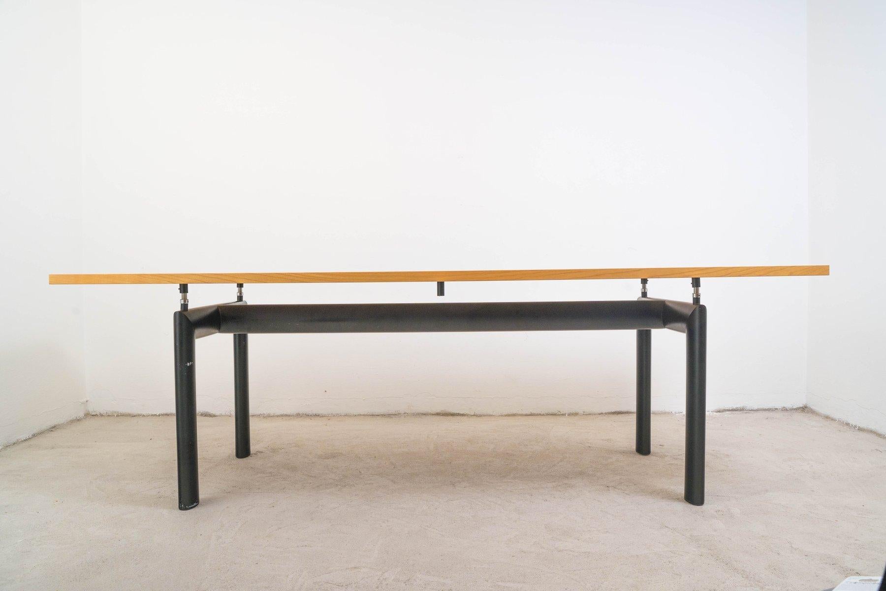 Cassina - Le Corbusier - Mesa de comedor - Mesa de comedor LC6 en venta 5