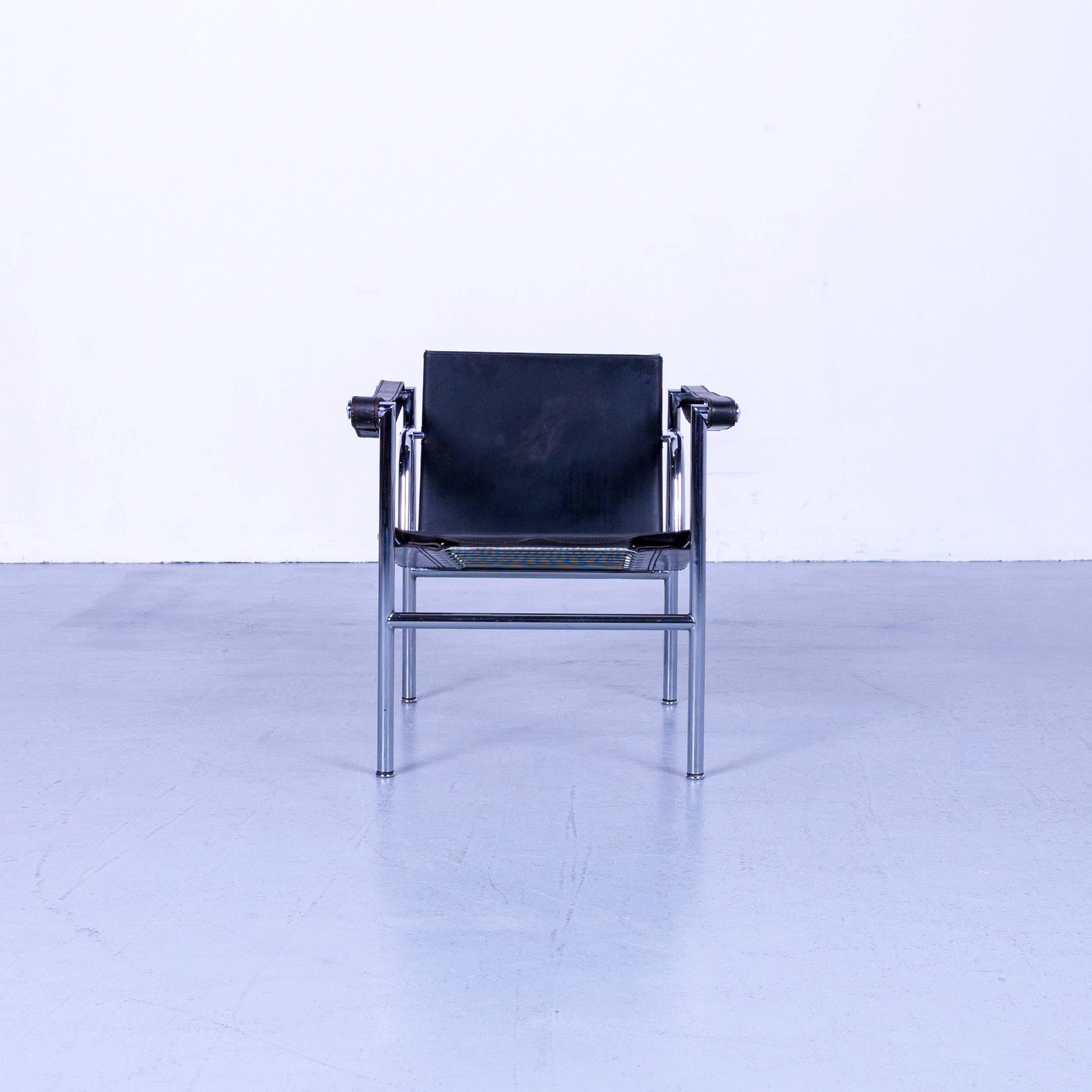 We offer delivery options to most destinations on earth. Find our shipping quotes at the bottom of this page in the shipping section.

An Cassina Le Corbusier LC 1 Sling Chair Black Leather Bauhaus

Shipping:

An on point shipping process is our