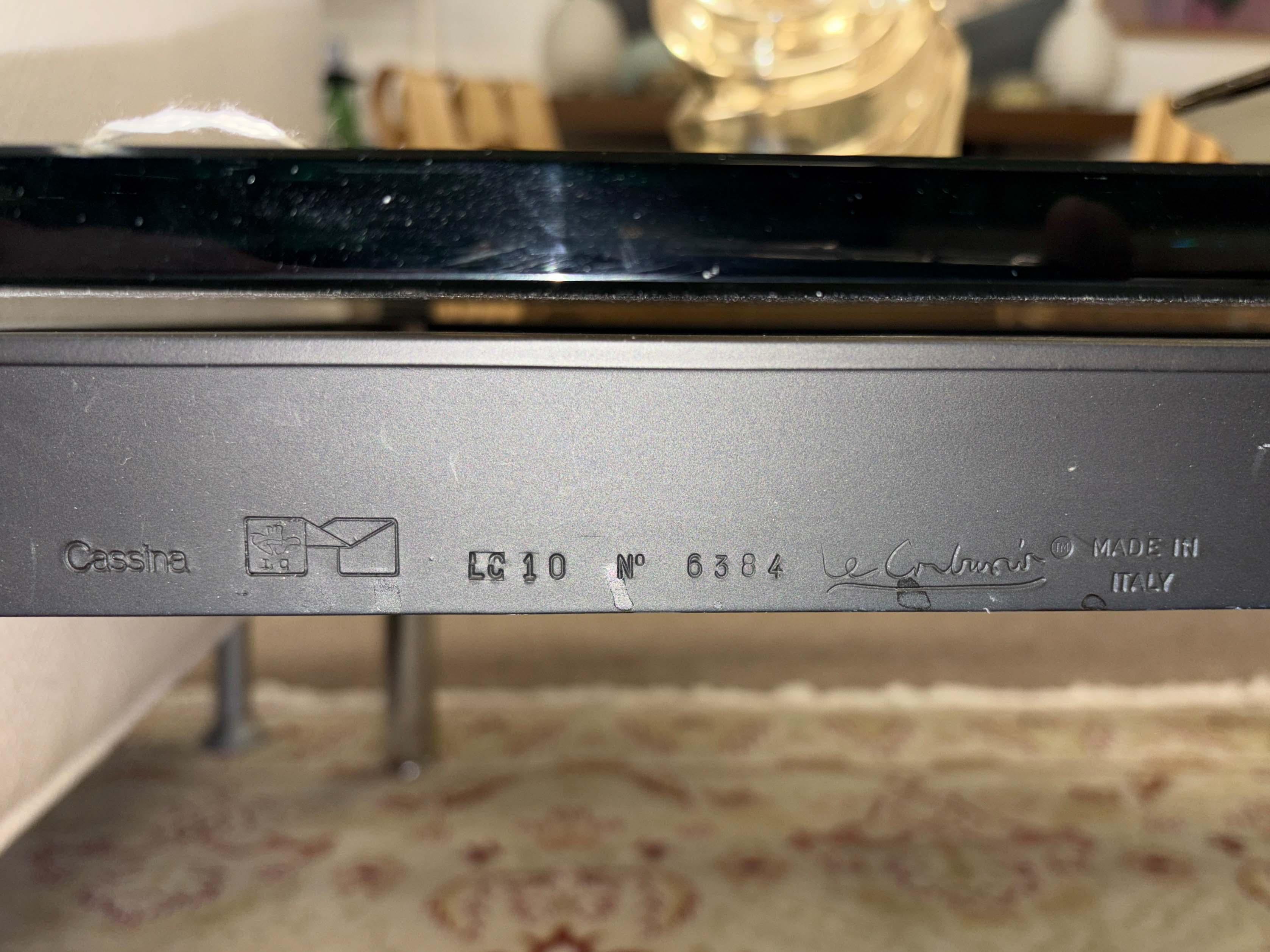 A Cassina Le Corbusier LC 10 coffee table. Architect and designer Le Corbusier originally created the LC 10 table in the late 1920s, and later created many different variations of the now iconic design. This particular table is from a relauched