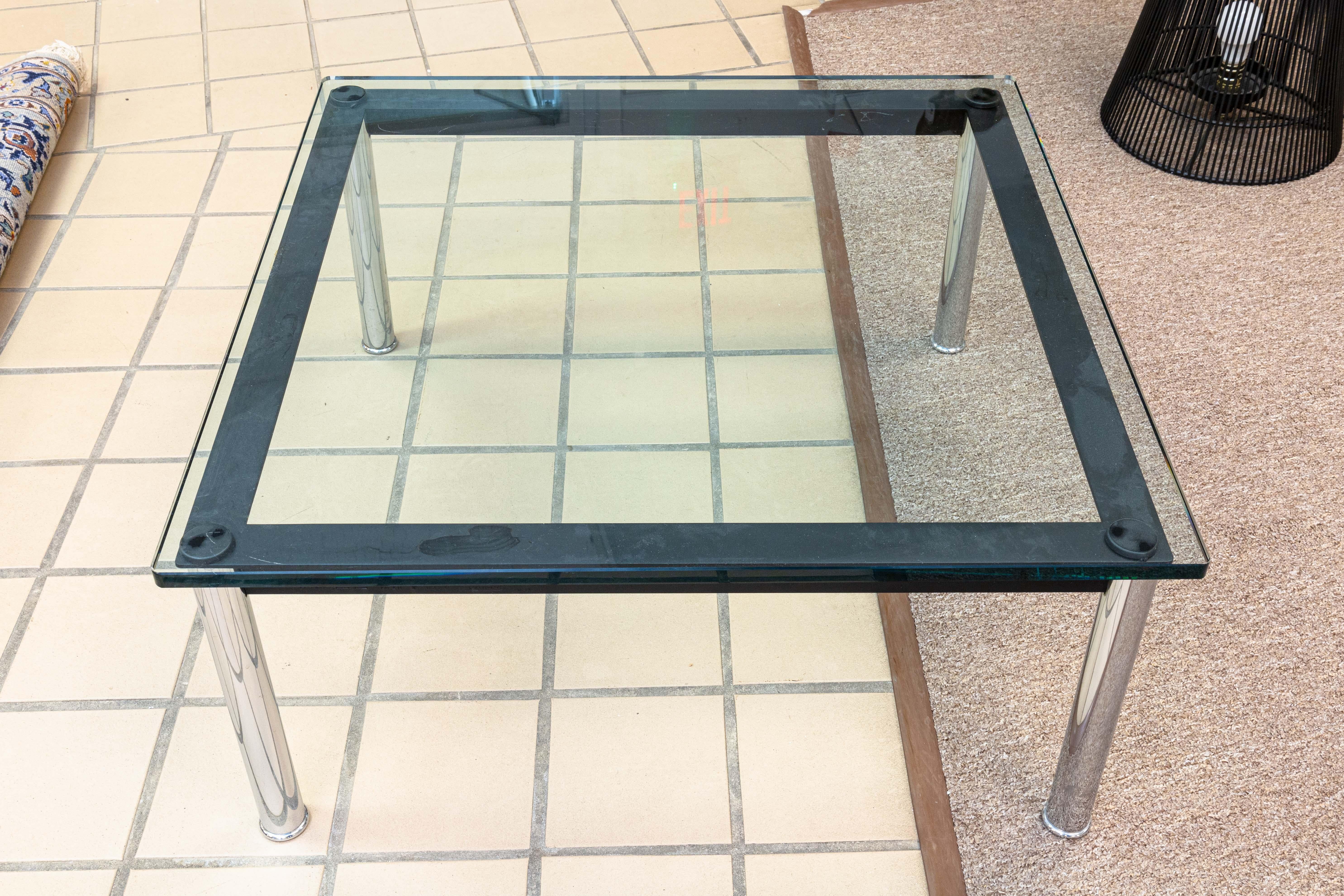 Cassina Le Corbusier LC 10 Low Chrome and Glass Square Coffee Side End Table In Good Condition In Keego Harbor, MI