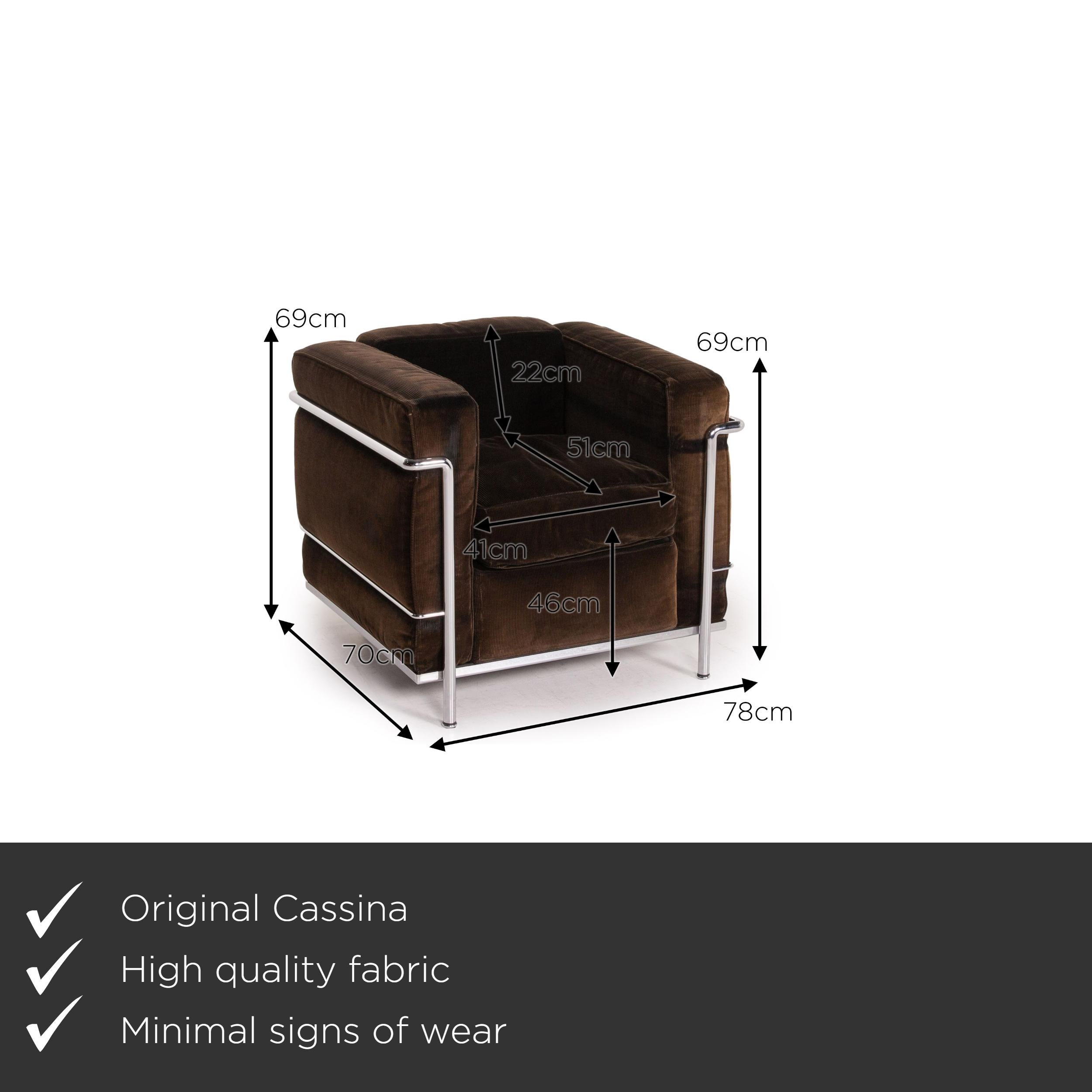 We present to you a Cassina Le Corbusier LC 2 cord fabric armchair set brown dark brown vintage.
 

 Product measurements in centimeters:
 

Depth 70
Width 78
Height 69
Seat height 46
Rest height 69
Seat depth 51
Seat width 41
Back