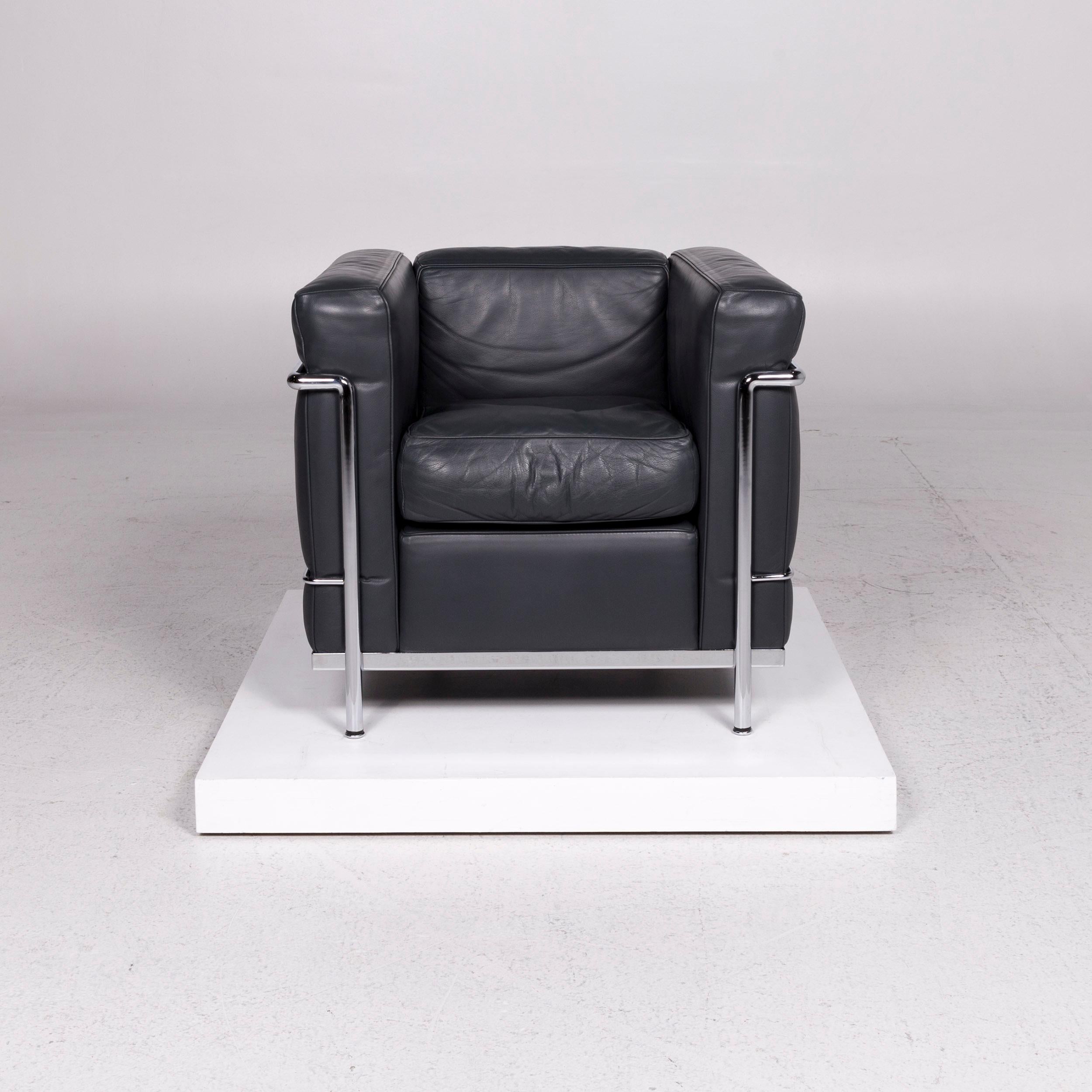 We bring to you a Cassina Le Corbusier LC 2 leather armchair anthracite gray.


 Product measurements in centimeters:
 

Depth 71
Width 77
Height 68
Seat-height 47
Rest-height 68
Seat-depth 52
Seat-width 43
Back-height 23.
 