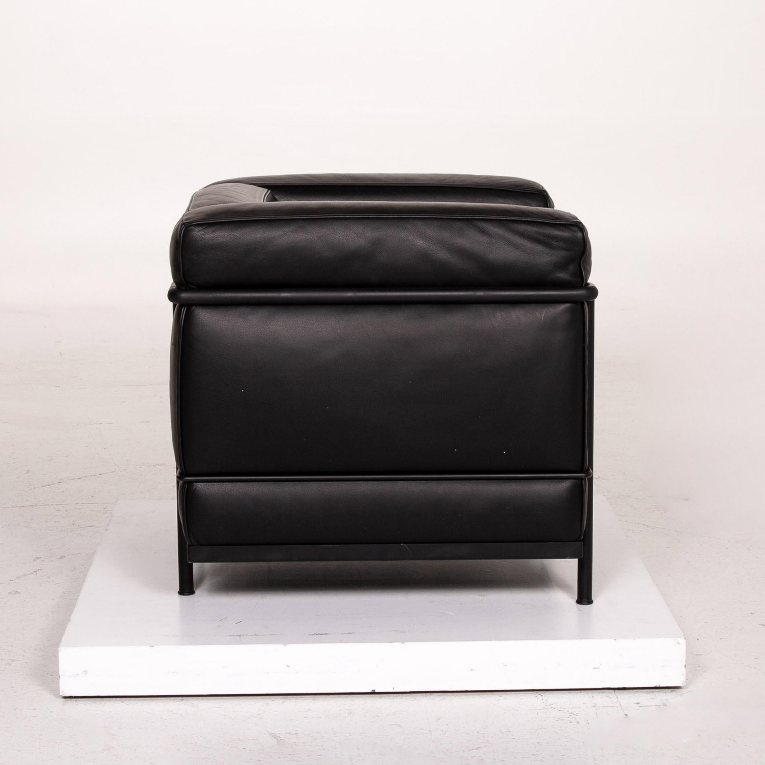 Cassina Le Corbusier LC 2 Leather Armchair Black For Sale 4