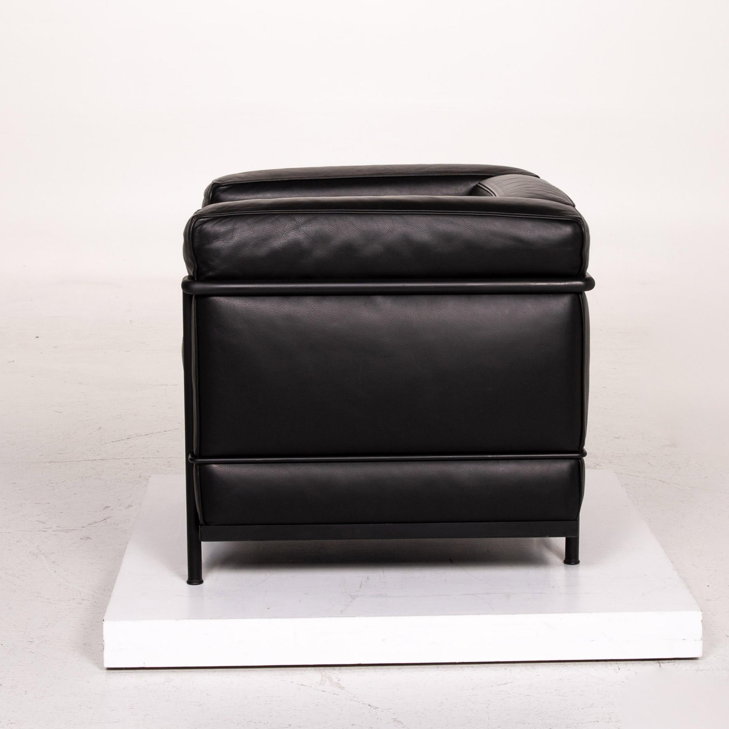 Cassina Le Corbusier LC 2 Leather Armchair Black For Sale 6
