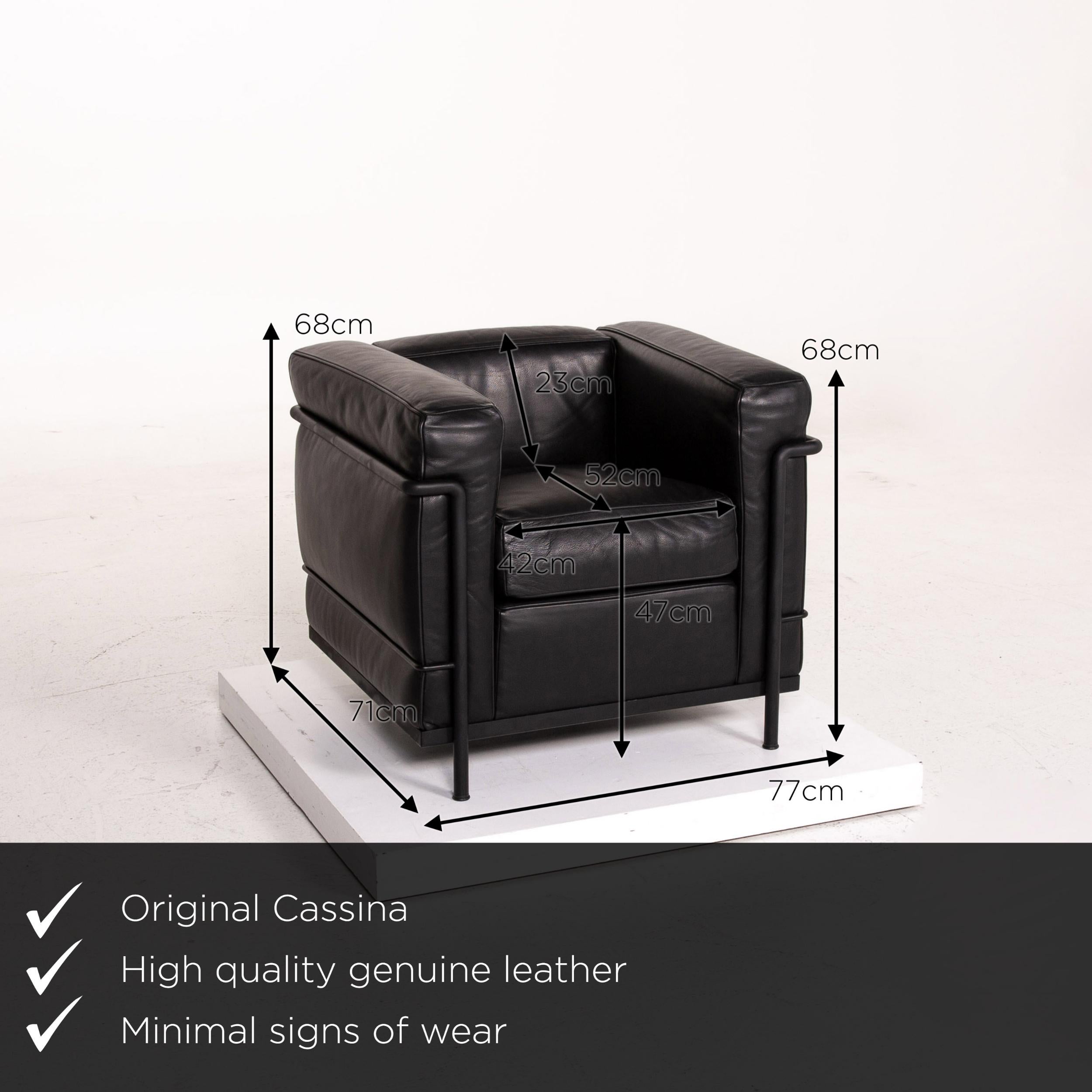We present to you a Cassina Le Corbusier LC 2 leather armchair black.

 

 Product measurements in centimeters:
 

Depth 71
Width 77
Height 68
Seat height 47
Rest height 68
Seat depth 52
Seat width 42
Back height 23.