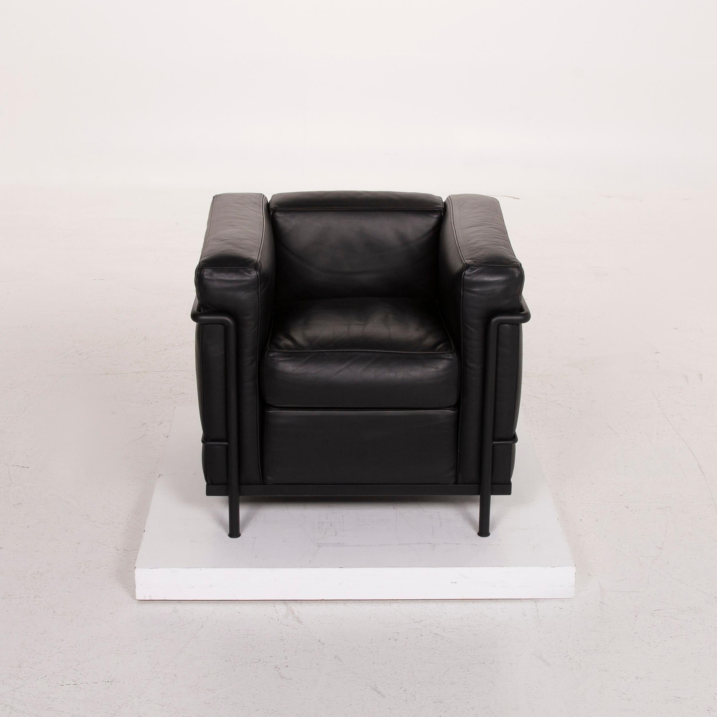 Cassina Le Corbusier LC 2 Leather Armchair Black For Sale 1