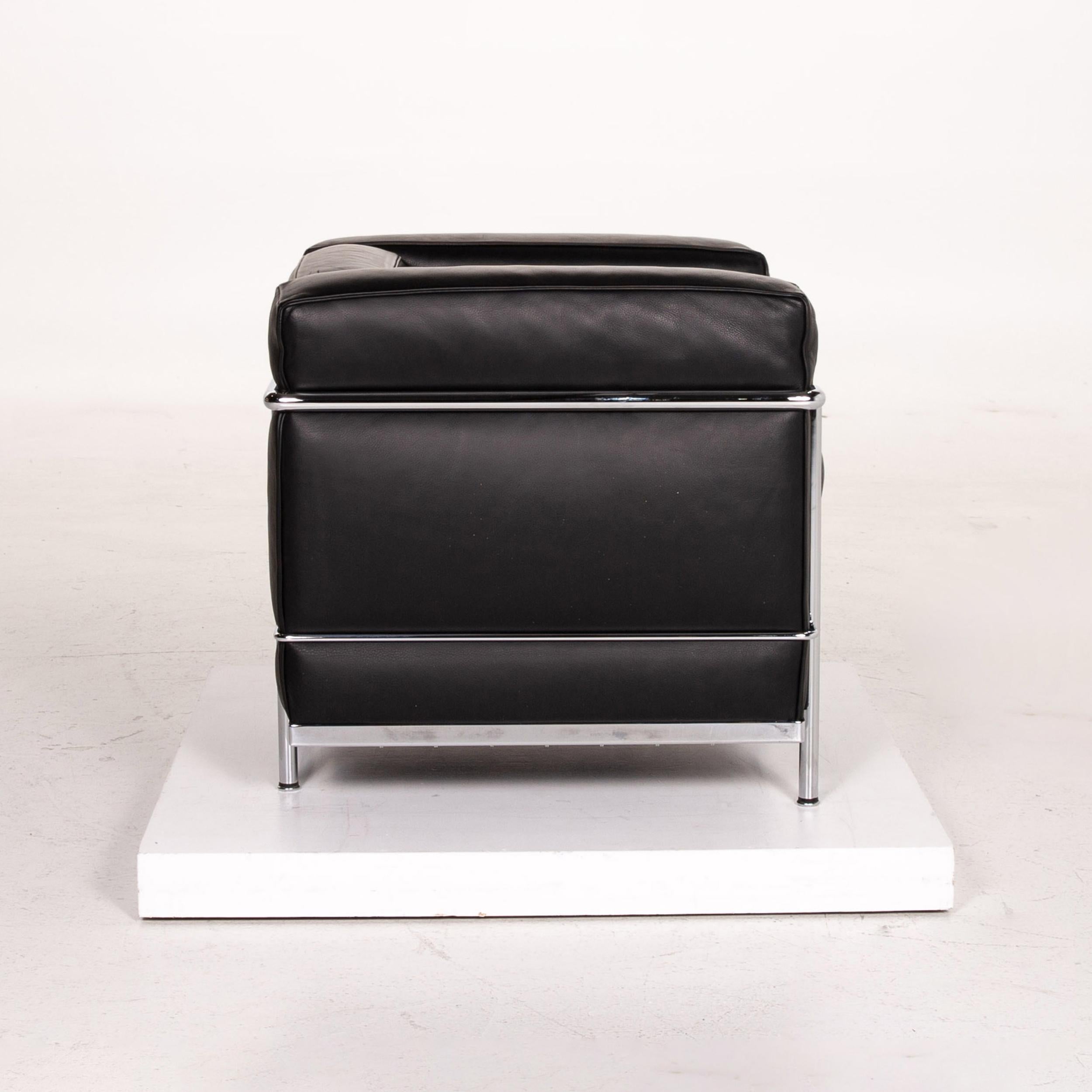 Cassina Le Corbusier LC 2 Leather Armchair Black For Sale 3