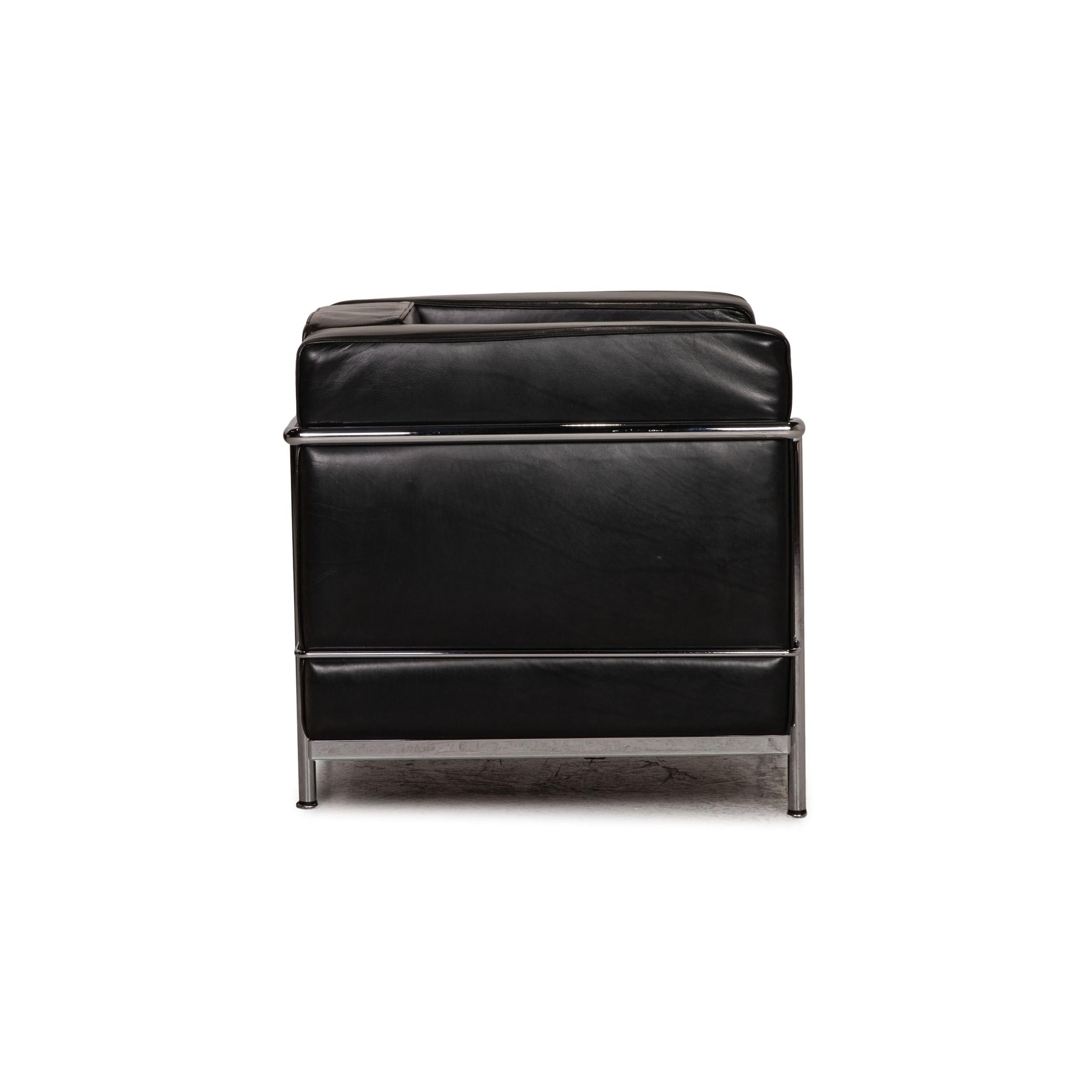 Cassina Le Corbusier LC 2 Leather Armchair Black For Sale 3