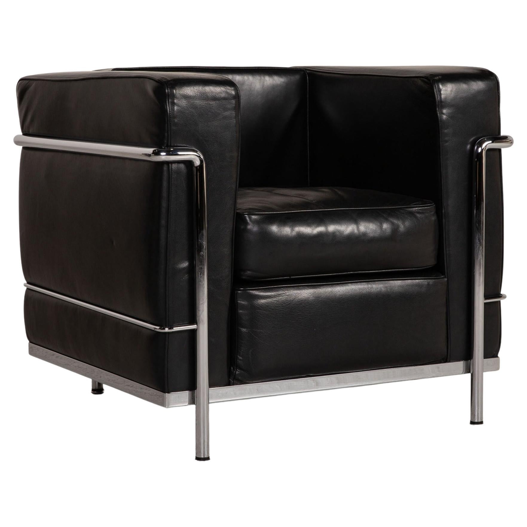Cassina Le Corbusier LC 2 Leather Armchair Black For Sale